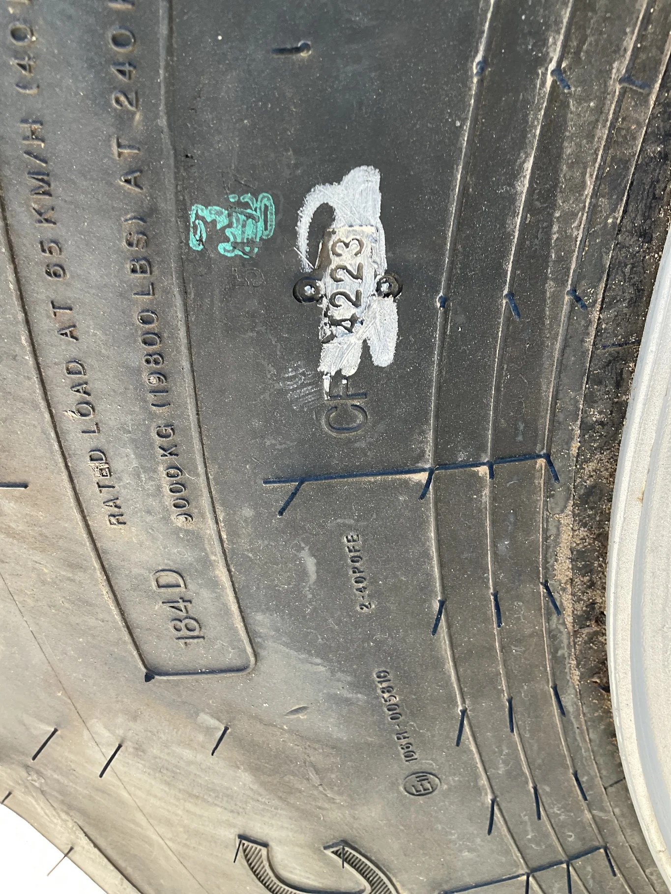 Take-off LSW1000/45R32 184D Goodyear Optitrac TL R-1W 95-100% On 36 x 32 12-16.732-14.620 28"BS image 3