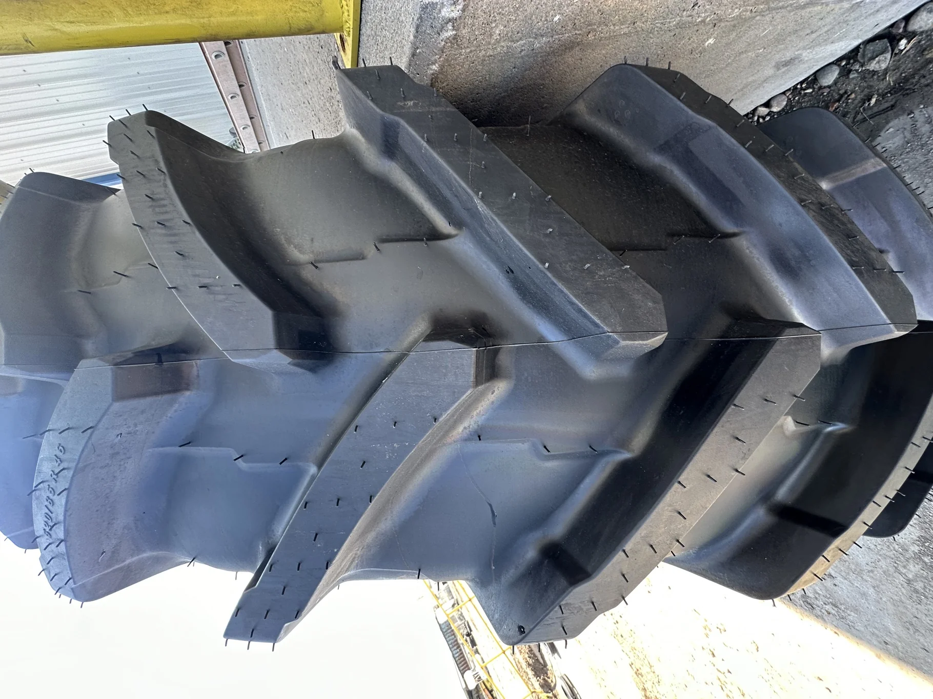 Take-Off 480/80R50 164B Michelin AgriBib 2 R-1W TL On 15 x 50 10-13.1875 Fendt Red Wheel image 5