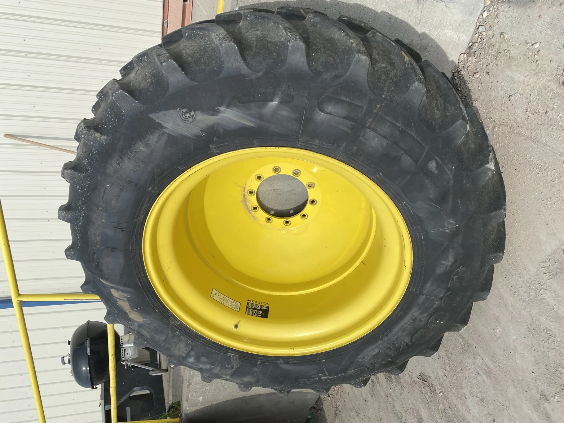 Used 80% 520/85R42 Goodyear Ultra Torque DT712 157A8 R1 on 18 x 42 JD 10-13.19-11 Outside Dolly Dual