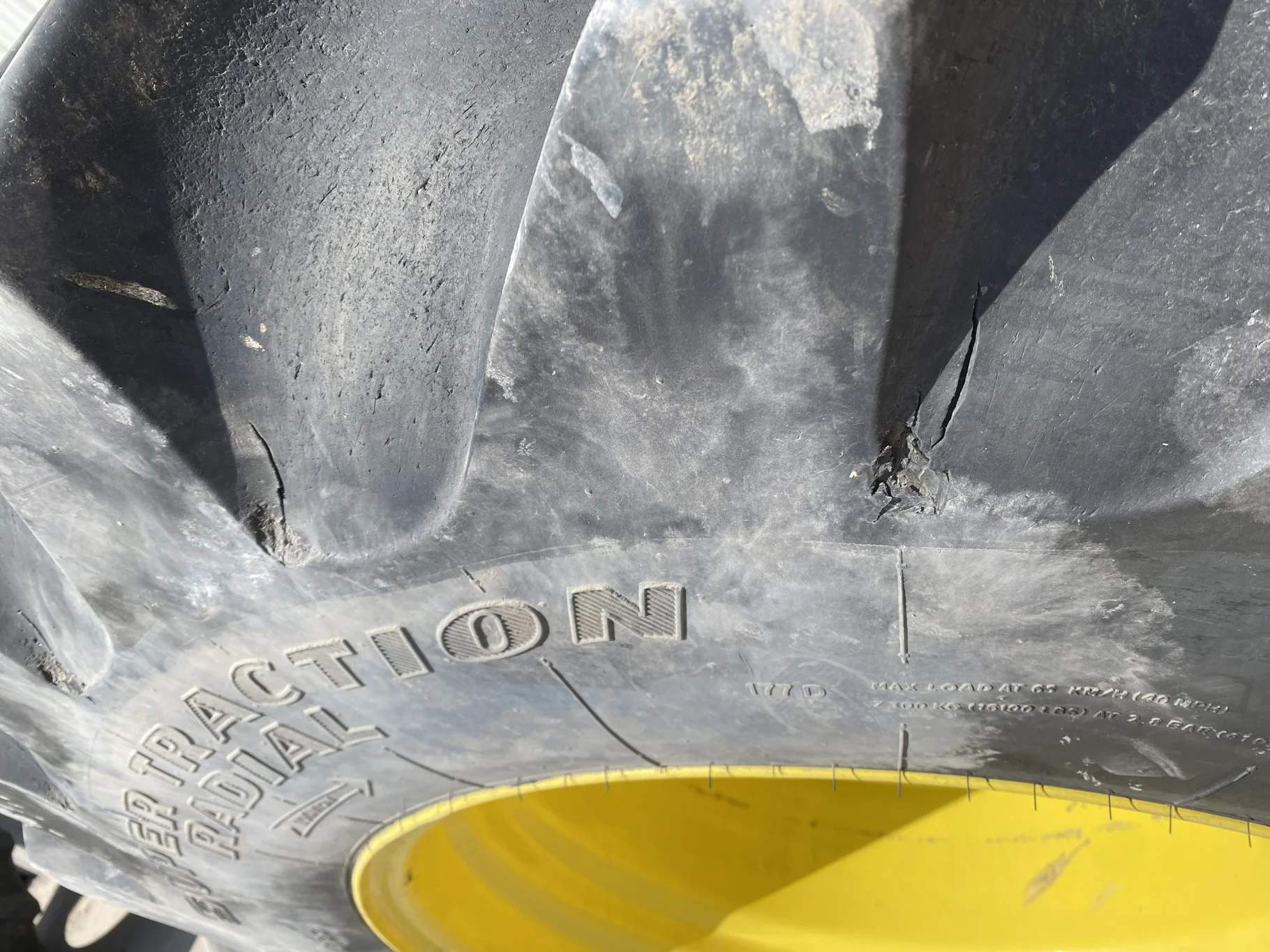 Used LSW 710/60R30 Goodyear Super Traction Radial (177D) 85% mounted on 25 x 30 JD Yellow 12 B image 5