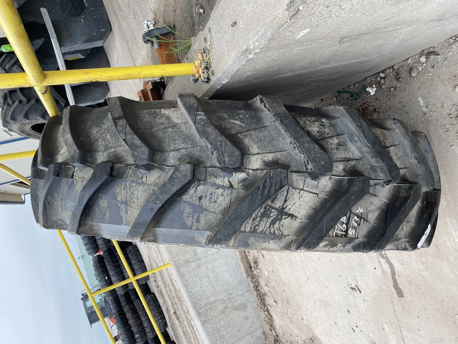 Used 480/80R46 Trelleborg TM600 R1W 158A8 90% on 16 x 46 10-13-11 Dual Yellow Wheel image 4