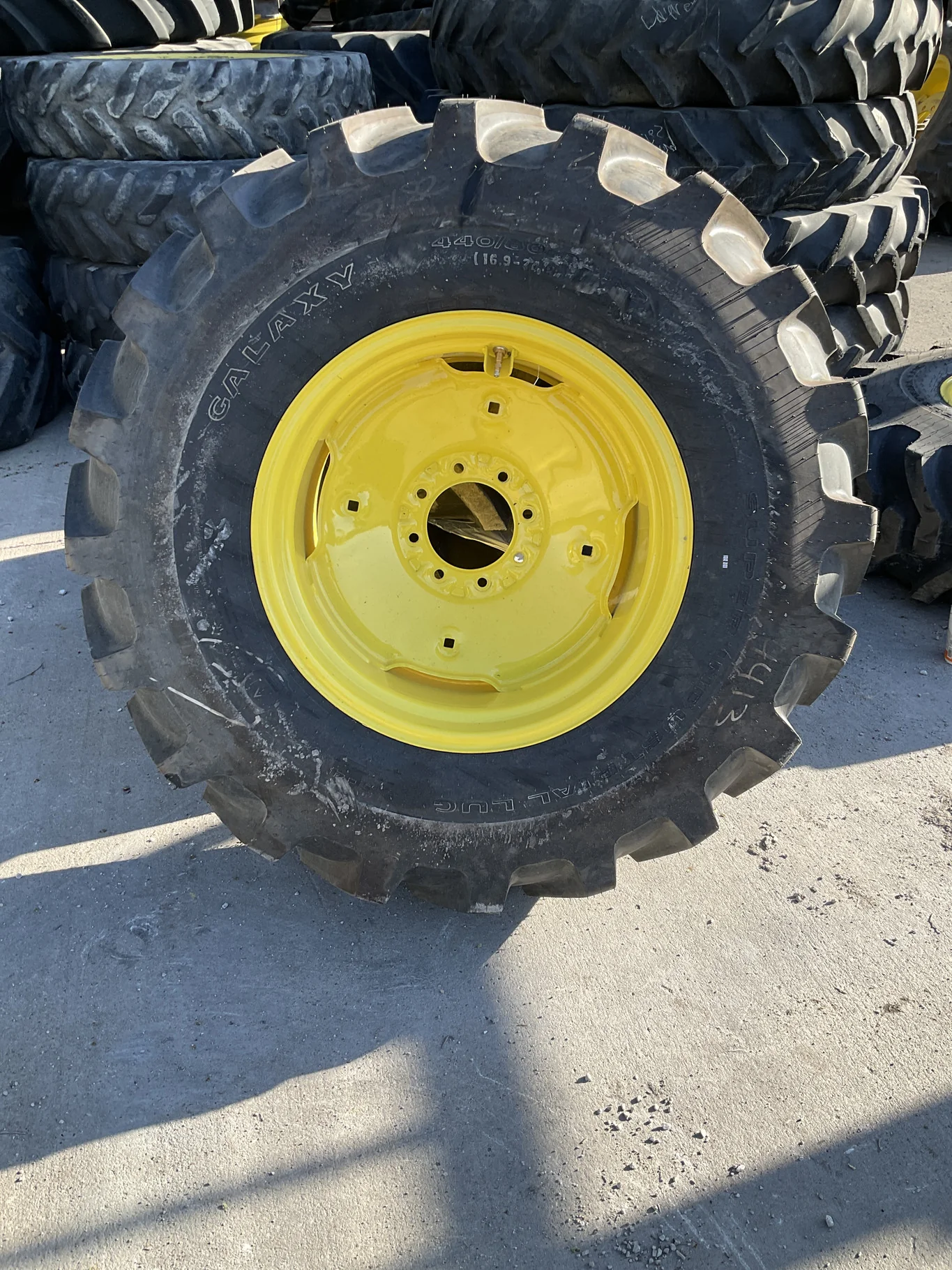 Take-Off 440/80-24 138A8 Galaxy Super Industrial Lug TL R-4 95-100% On 15 x 24 8-8-6 6"BS Titan