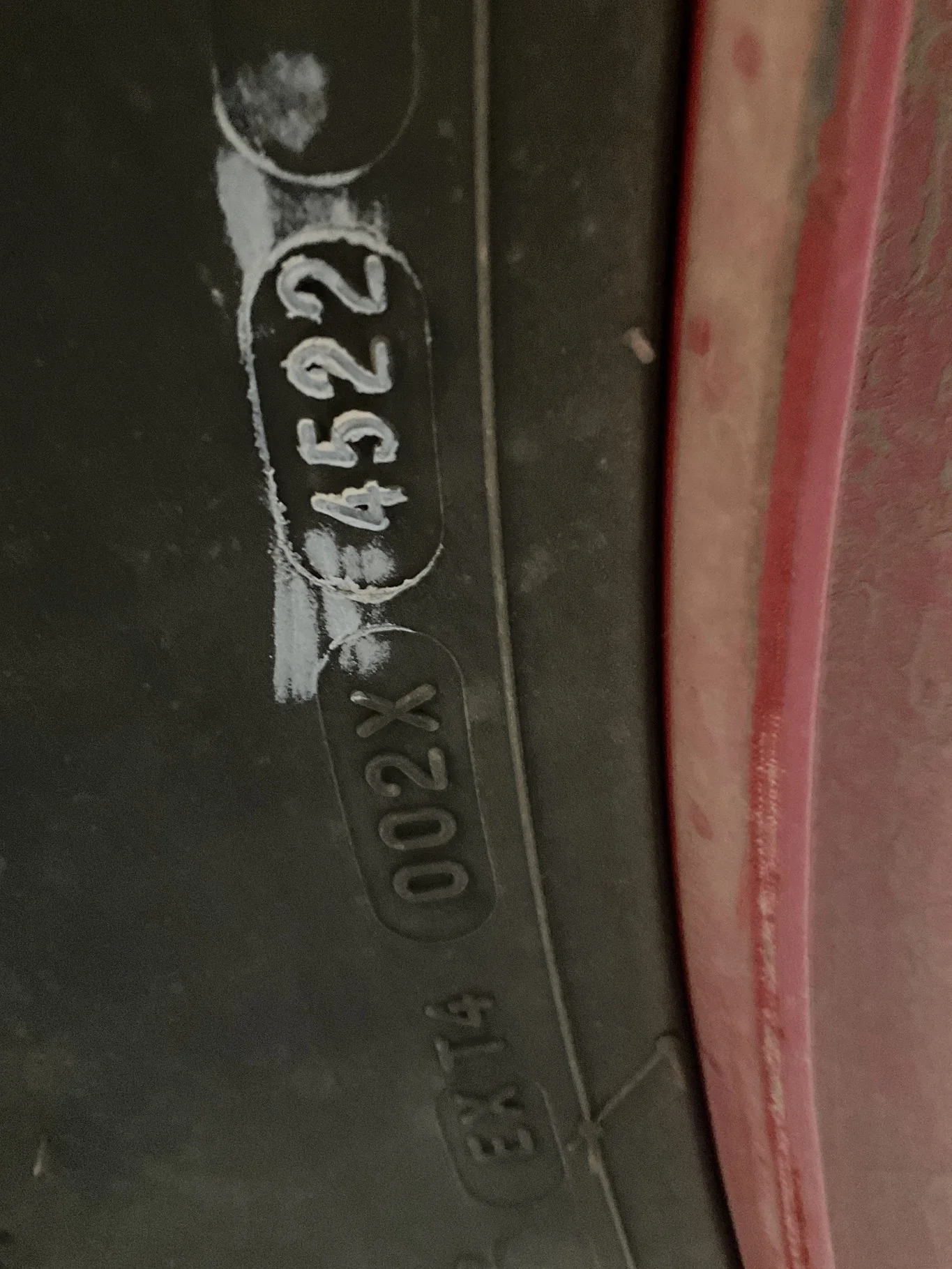 Used VF650/60R34 168D Michelin Axiobib2 TL R-1W 90-95% On 23 x 34 12-16.732-14.040 10"BS Fendt Red image 3
