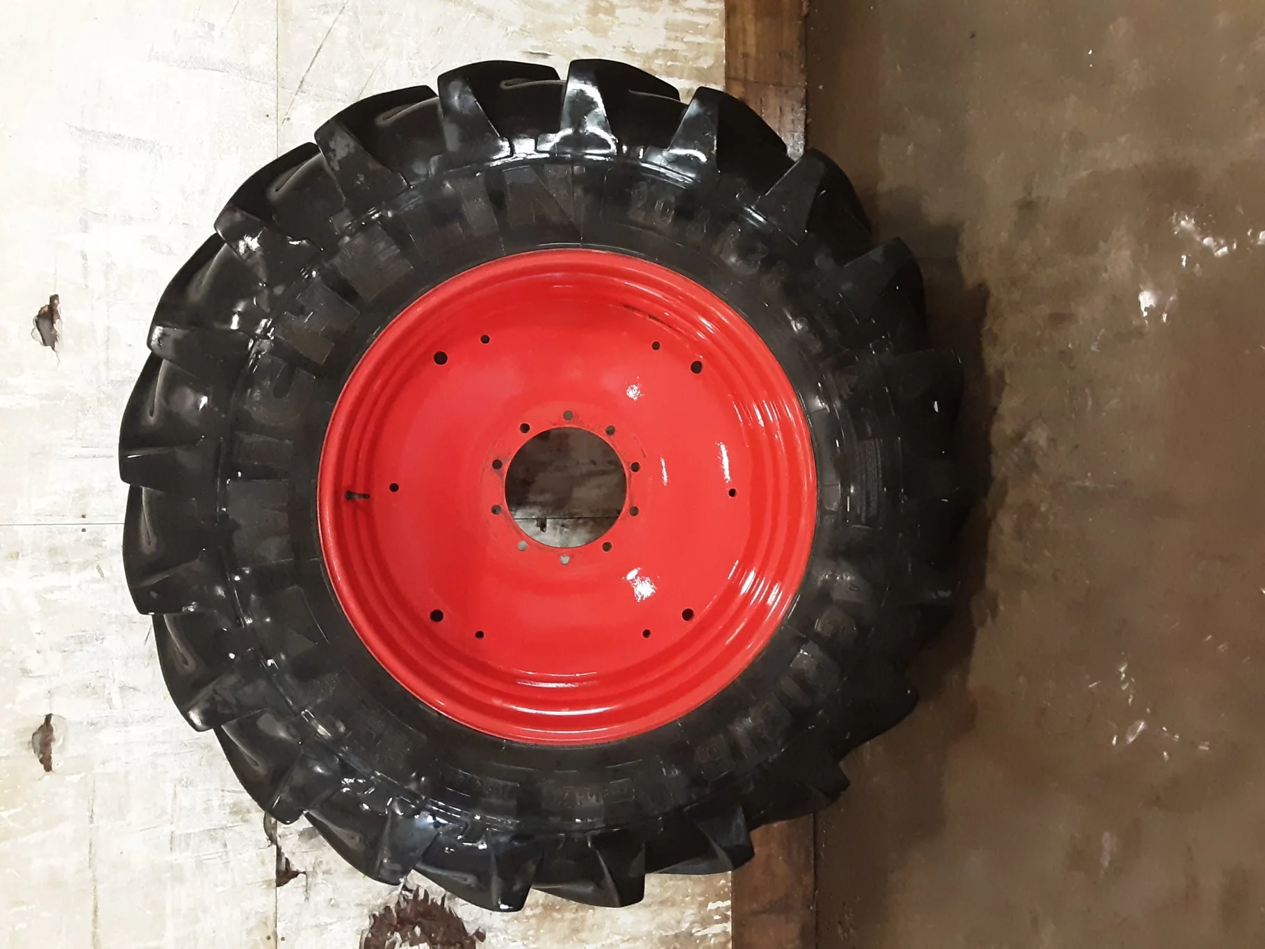 Used 20.8R38 Michelin AgriBib R-1W 153A8/150B TL 80-85% On 18 x 38 Fendt Red 10 Bolt (.937) Dual Wh image 2