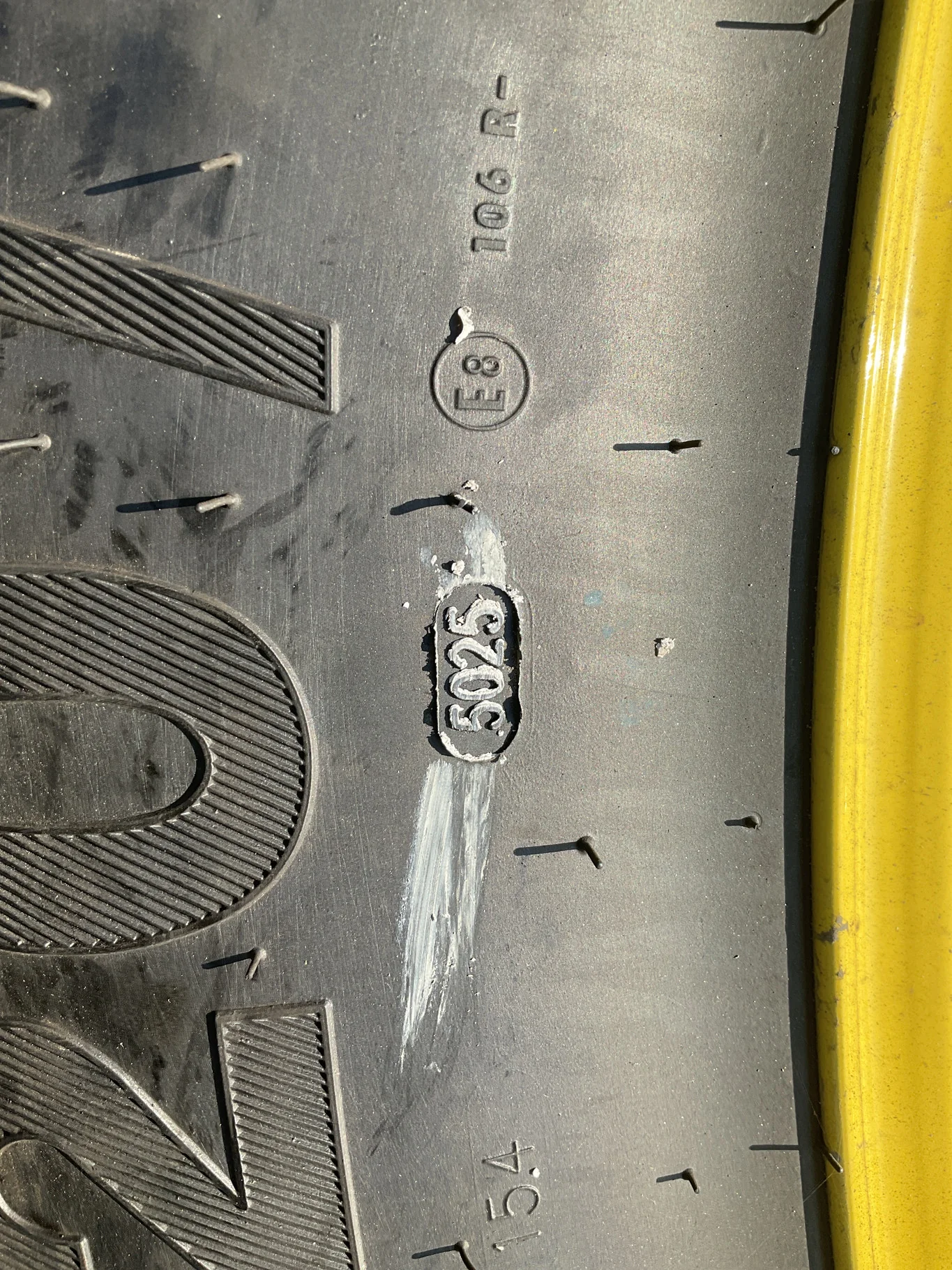 Take-Off 320/90R50 150A8 Mitas AC85 TL R-1W 95-100% On 10 x 50 8-10.82-8.78 1.5"BS Yellow Rim & Rail image 3