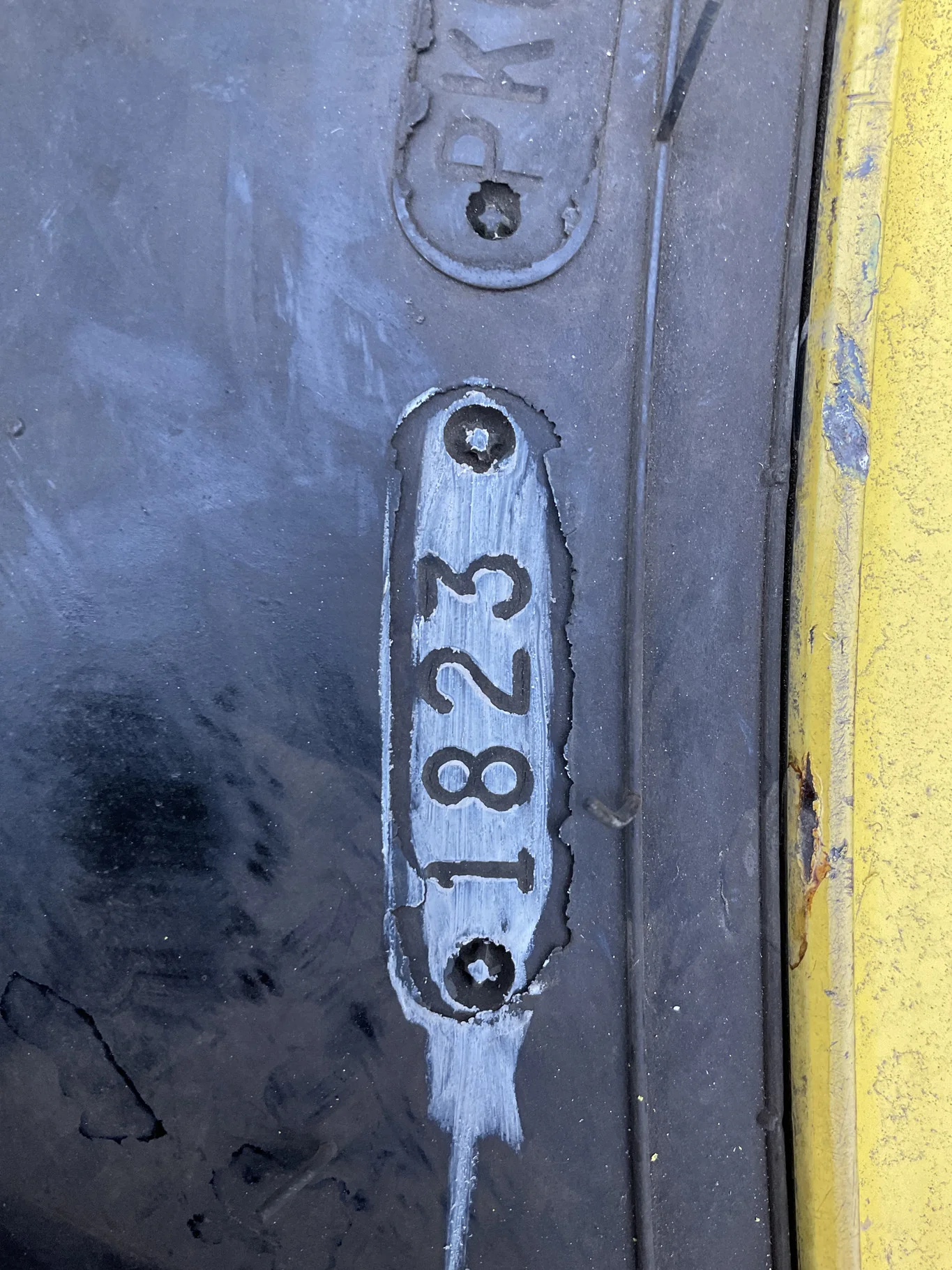 Used IF320/80R42 150D Goodyear Optitrac TL R-1W 90-95% On 10 x 42 10-13.19-11.07 10.50"BS Yellow image 4