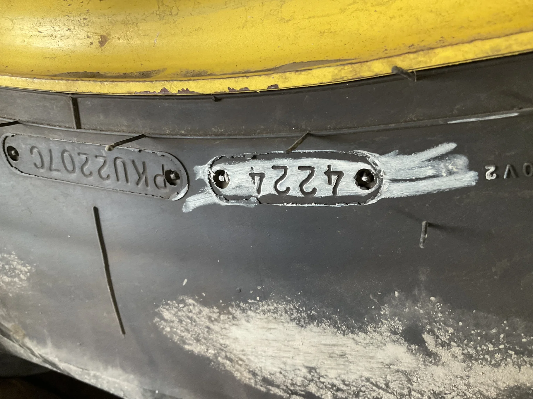 Used IF320/80R42 150D Goodyear Optitrac TL R-1W 90-95% On 10 x 42 12-19.685-17.651 2"BS Yellow image 4