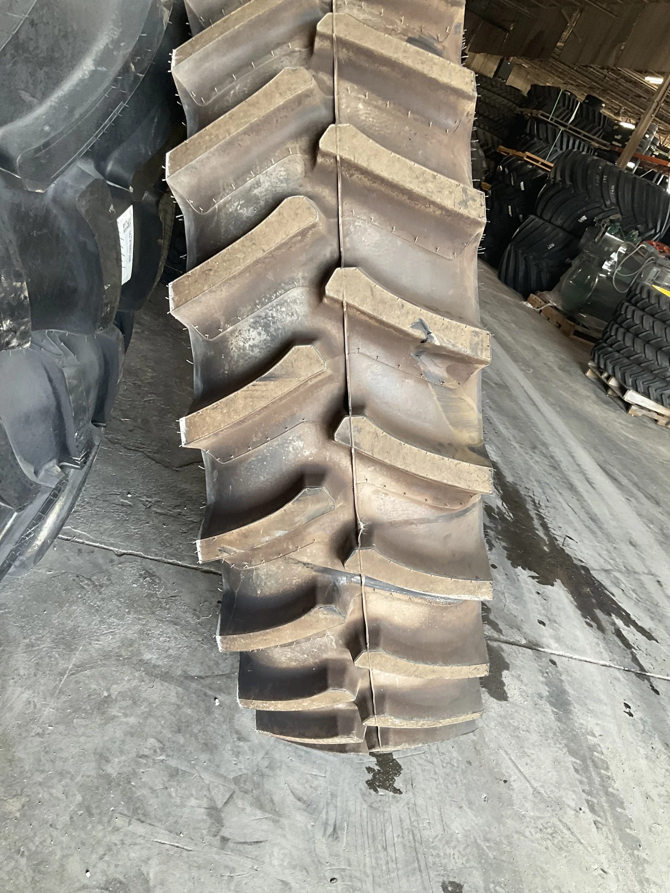 Take-Off 480/80R50 159B Firestone DT23 TL R-1W 95-100% On 15 x 50 12-32.047-30.078 4"BS Yellow Rim image 2