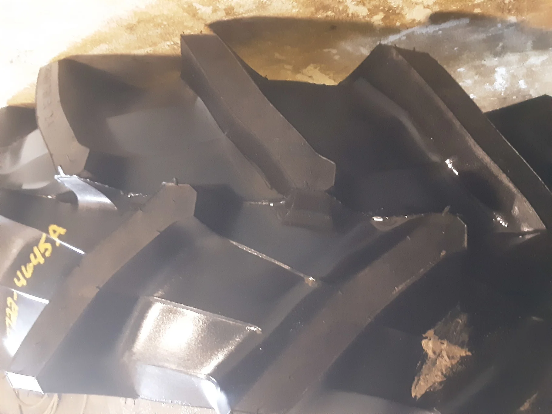 Take-Off 380/70R24 125A8 Trelleborg TM700 R-1W TL on a 12 X 24 2 Bolt JD Yellow Waffle Wheel image 4