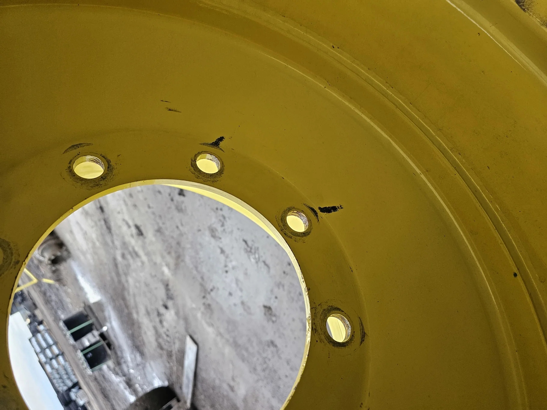 Take-Off VF750/65R26 177B Firestone Maxi Traction R-1W TL On 25 X 26 8B Rear Combine Yellow Wheel image 4