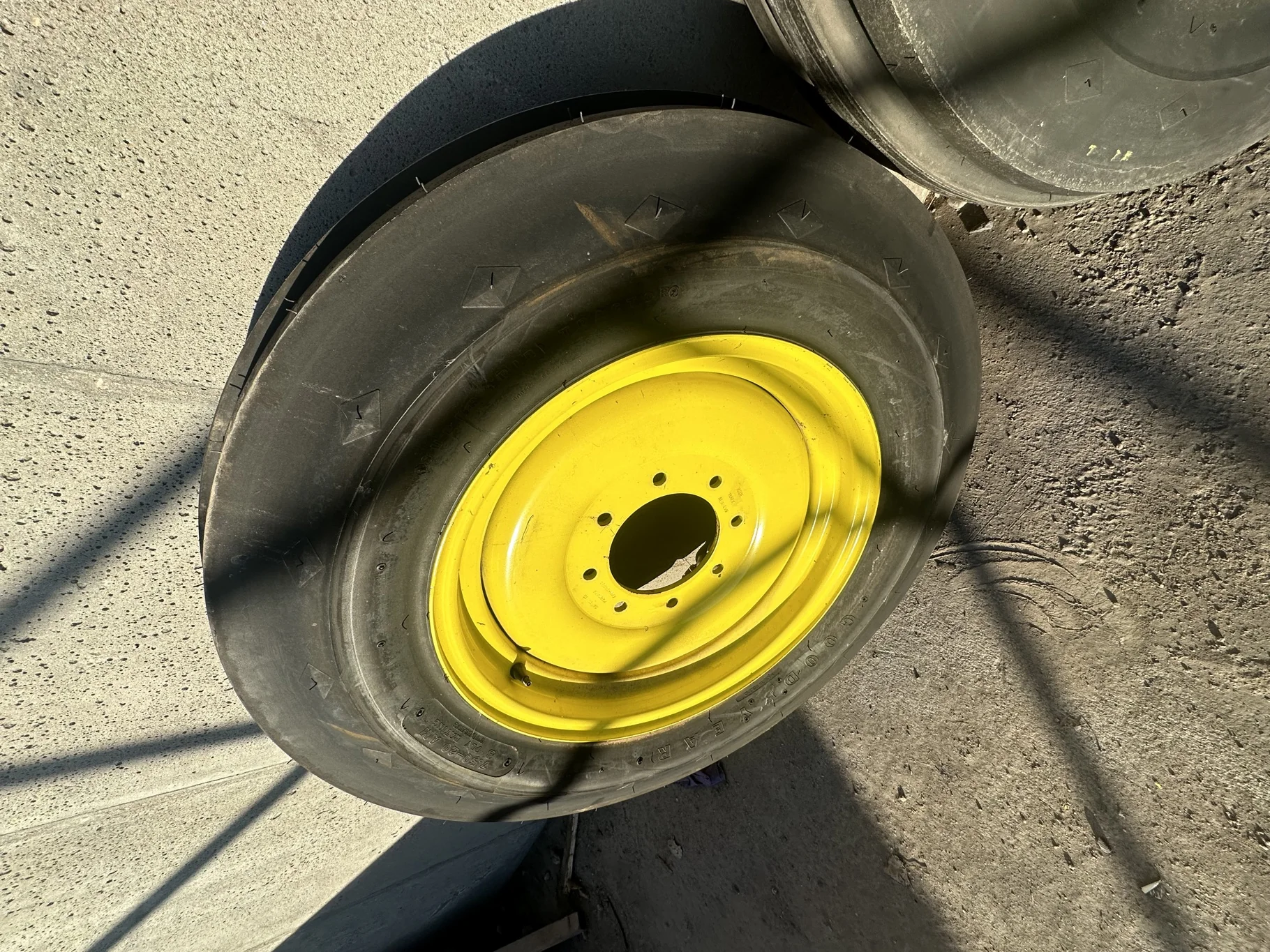 Take-Off 7.50-20/8 Goodyear Super 3 Rib F-2 TL on a 5.5 x 20 8-8-6.0 4.5"BS JD Yellow Implement