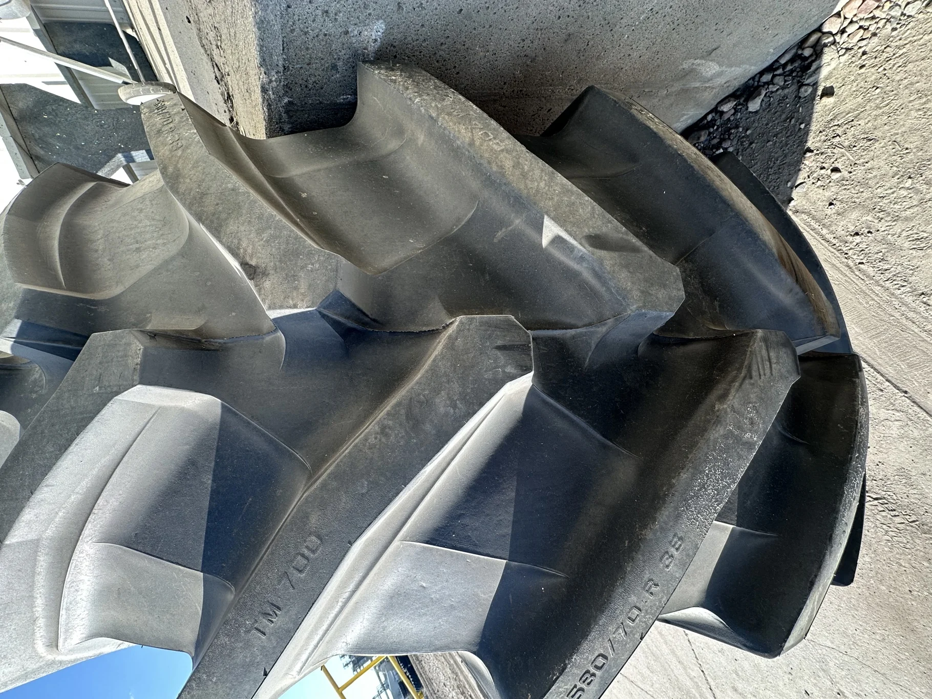 USED 580/70R38 Trelleborg TM700 Progressive Traction R-1W 155D TL 98% on a 18 X 38 Formed Plate 10 b image 3