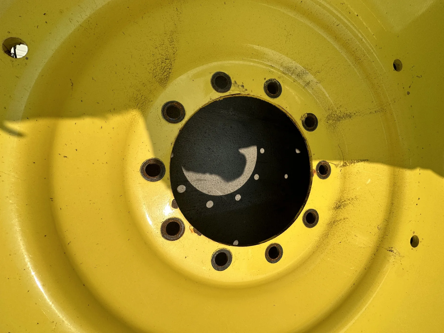 Used 520/85R42 Firestone Radial Deep Tread 23 R-1W 167B TL 80% on 18 x 42 John Deere Yellow 10 Bolt image 3