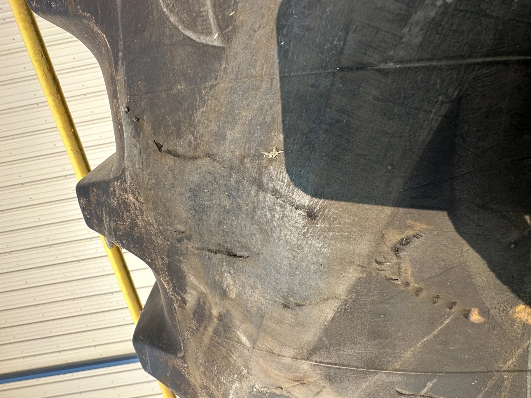 Used 520/85R42 Firestone Radial Deep Tread 23 R-1W 157B TL 85% on 18 x 42 JD Stub Disc - Fair Condi image 4