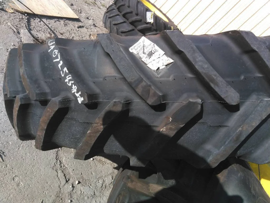 Used 480/80R50 159A8 Michelin Agribib 2 TL R-1W 85-90% On 15 x 50 10-13.19-11.07 Case Silver Dual image 3
