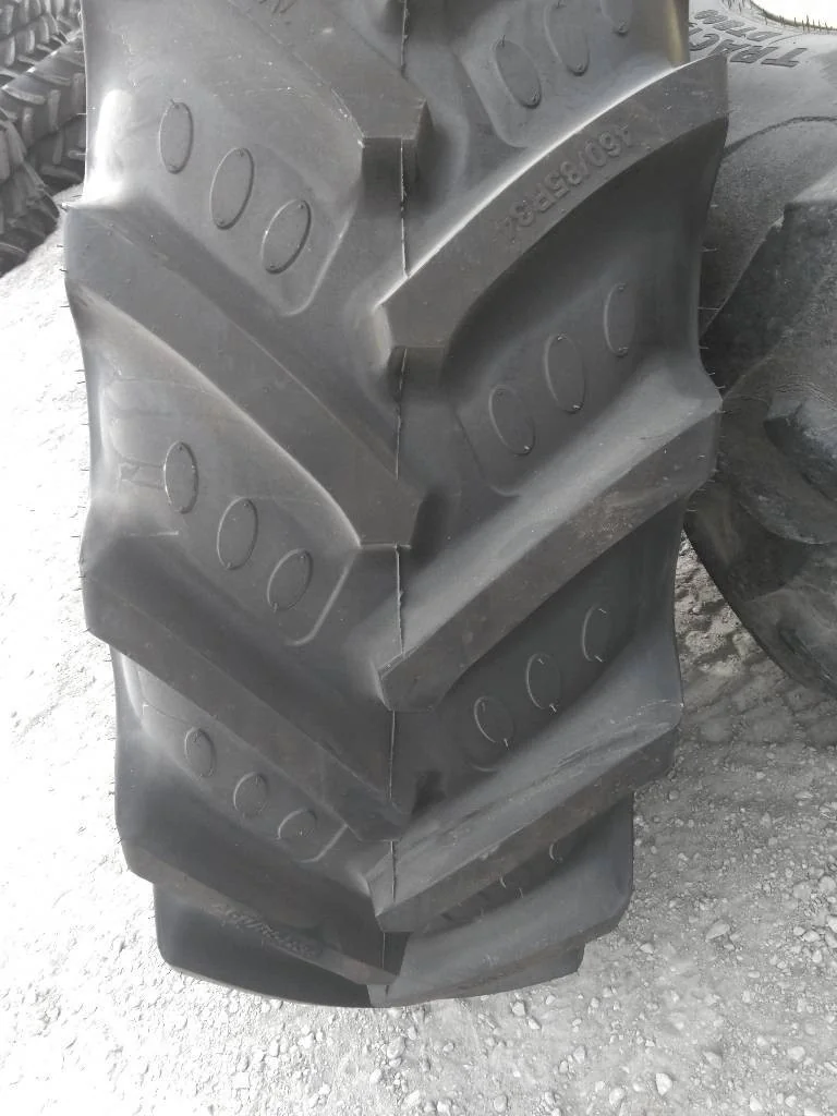 Used 460/85R34 147A8 BKT Agrimax RT 855 TL R-1W 85-90% On 15 x 34 8-8-6 4/2 Rail/Disc image 3
