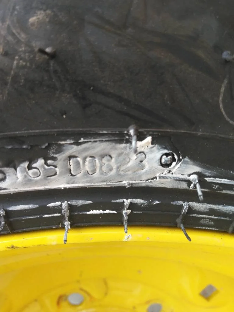Take-Off 10-16.5 124A2 Galaxy XD2010 TL R-4 95-100% On 8.25 x 16.5 6-6-4.62 Implement Wheel image 3