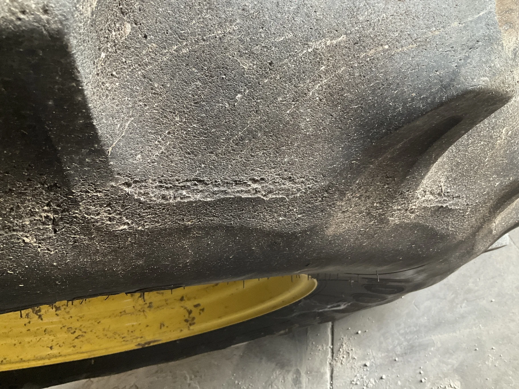 Used 650/85R38 178D Goodyear Optitrac TL R-1W 75-80% On 23 x 38 20-13.19-11.07 3.75"BS Yellow Dolly image 3