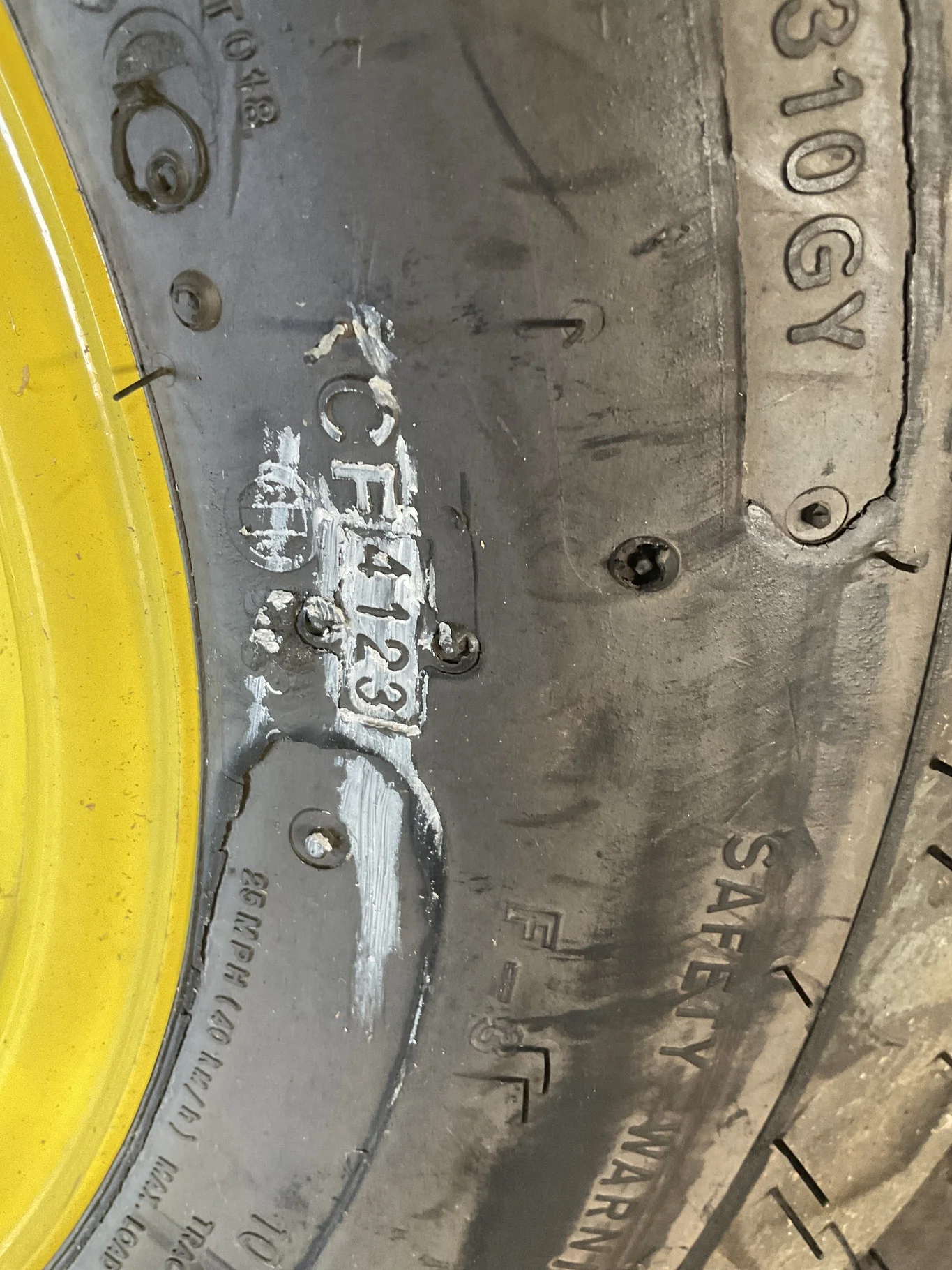 Take-Off 11L-15 10-Ply Goodyear Laborer TL F-3 95-100% On 8 x 15 6-6-4.62 5.625"BS Yellow Implement image 3