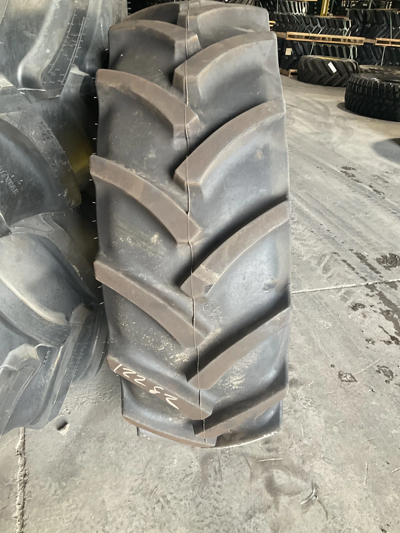 Used 420/85R28 139A8 Mitas AC85 TL R-1W 90-95% On 15 x 28 10-13.19-11.07 15"BS Yellow Waffle 2 Bolt image 3