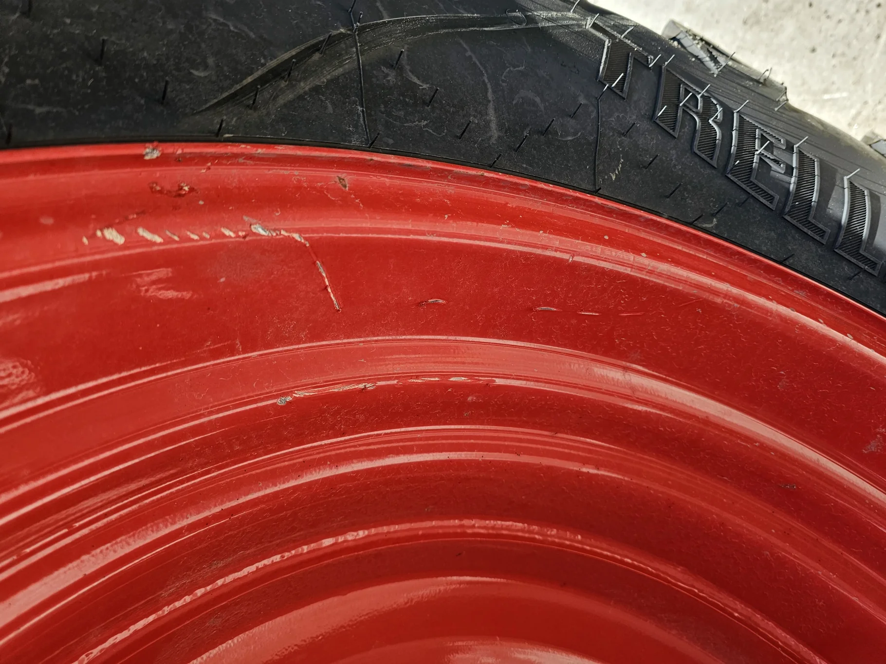 Used 90% 540/65R30 Trelleborg TM800 High Speed R-1W (150D) TL on a 16 x 30 Fendt Red  10 Bolt Formed image 6