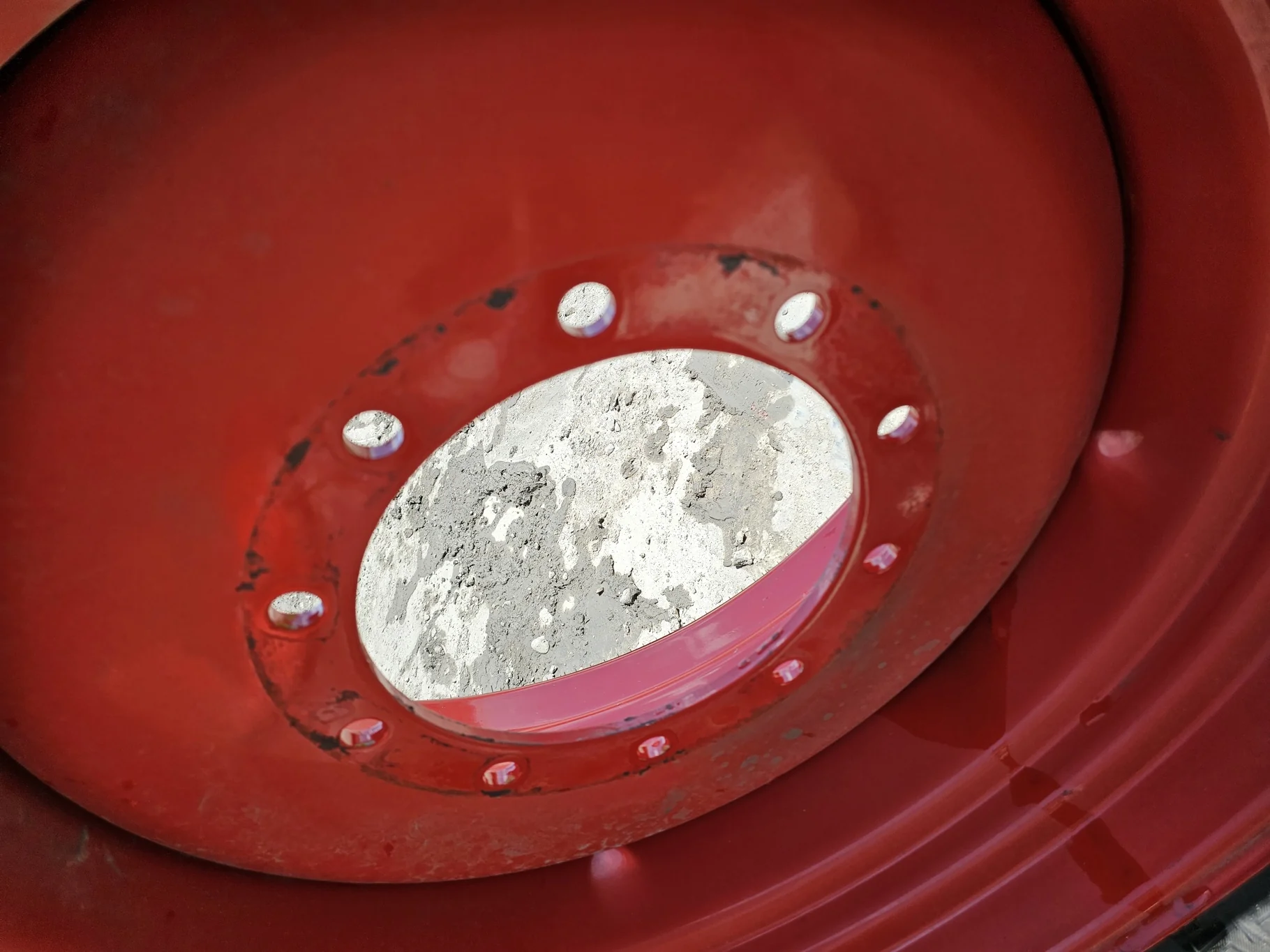 Used 90% 650/65R42 Trelleborg TM800 High Speed R-1W (158D) TL on a 20 x 42 Fendt Red 10 Bolt (.937) image 3