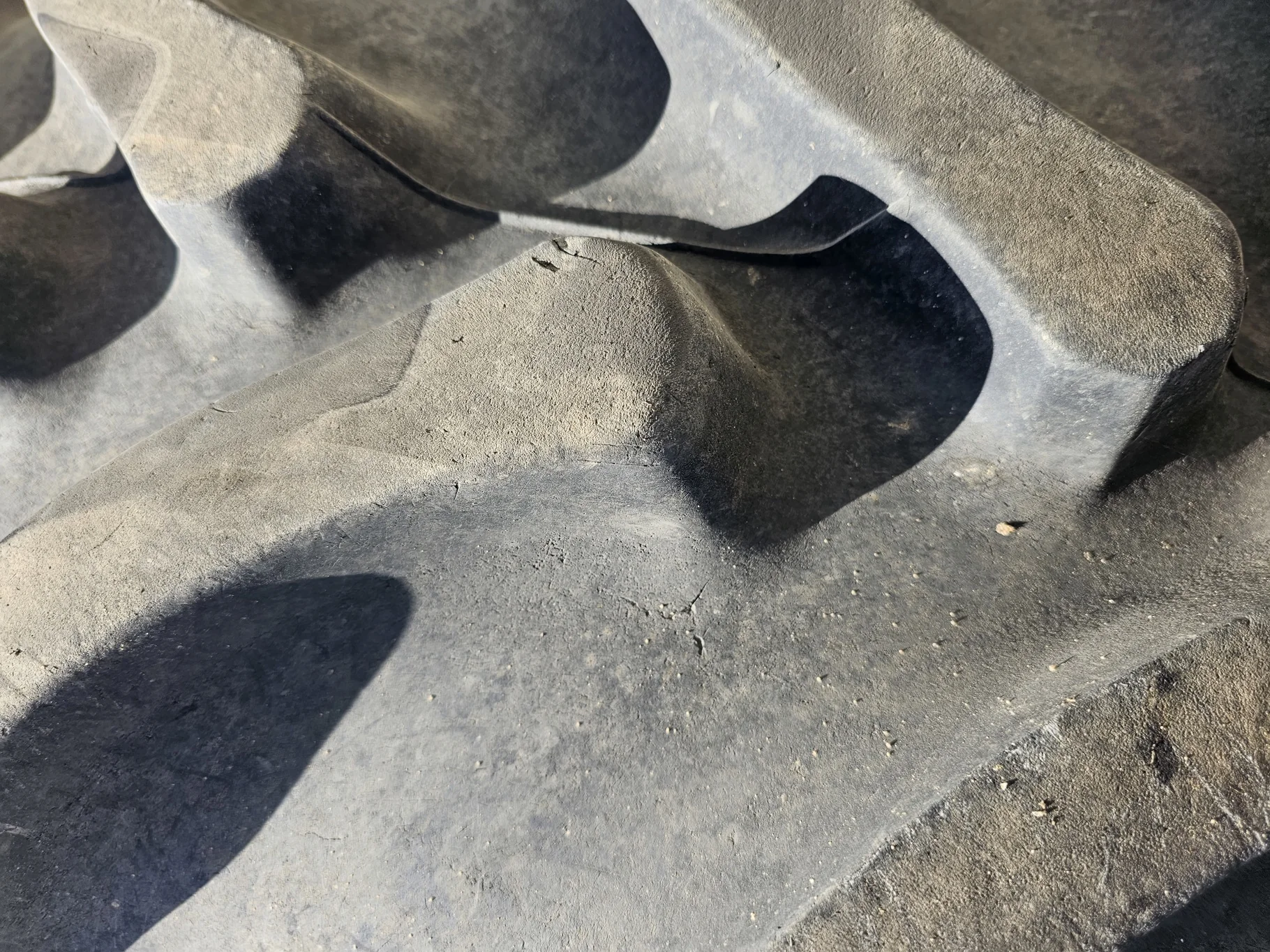 Used 420/85R34 Firestone RAT DT R-1W 147B TL 79% On 15 X 34 Waffle 10-13.189 4" Offset Yellow Wheel image 4