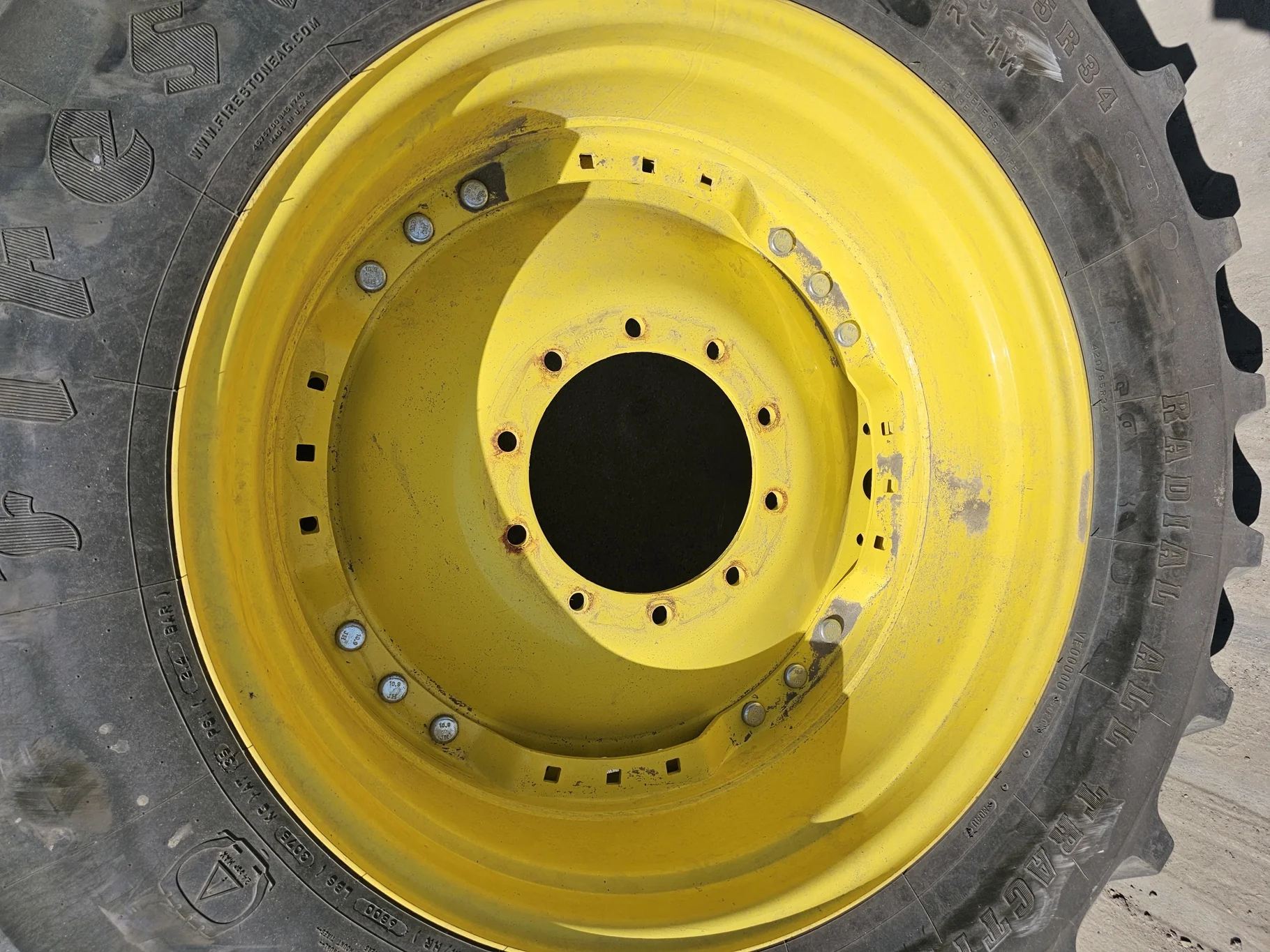 Used 420/85R34 Firestone RAT DT R-1W 147B TL 79% On 15 X 34 Waffle 10-13.189 4" Offset Yellow Wheel image 6