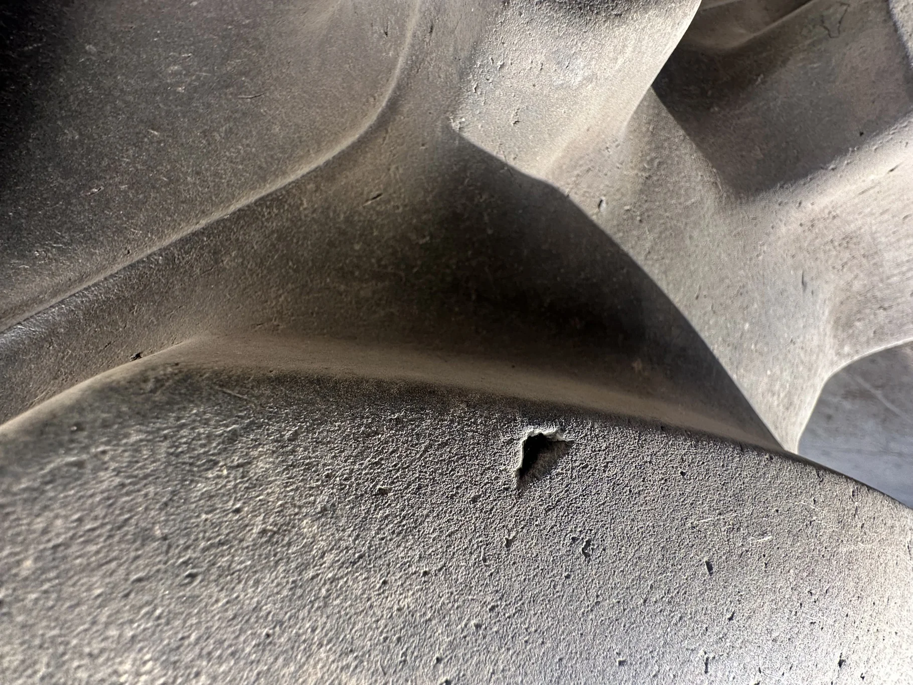 Used IF380/90R46 Firestone Radial 9000 R-1W 159B TL 75% on a 13 x 46 JD Yellow 12 Bolt Sprayer image 9