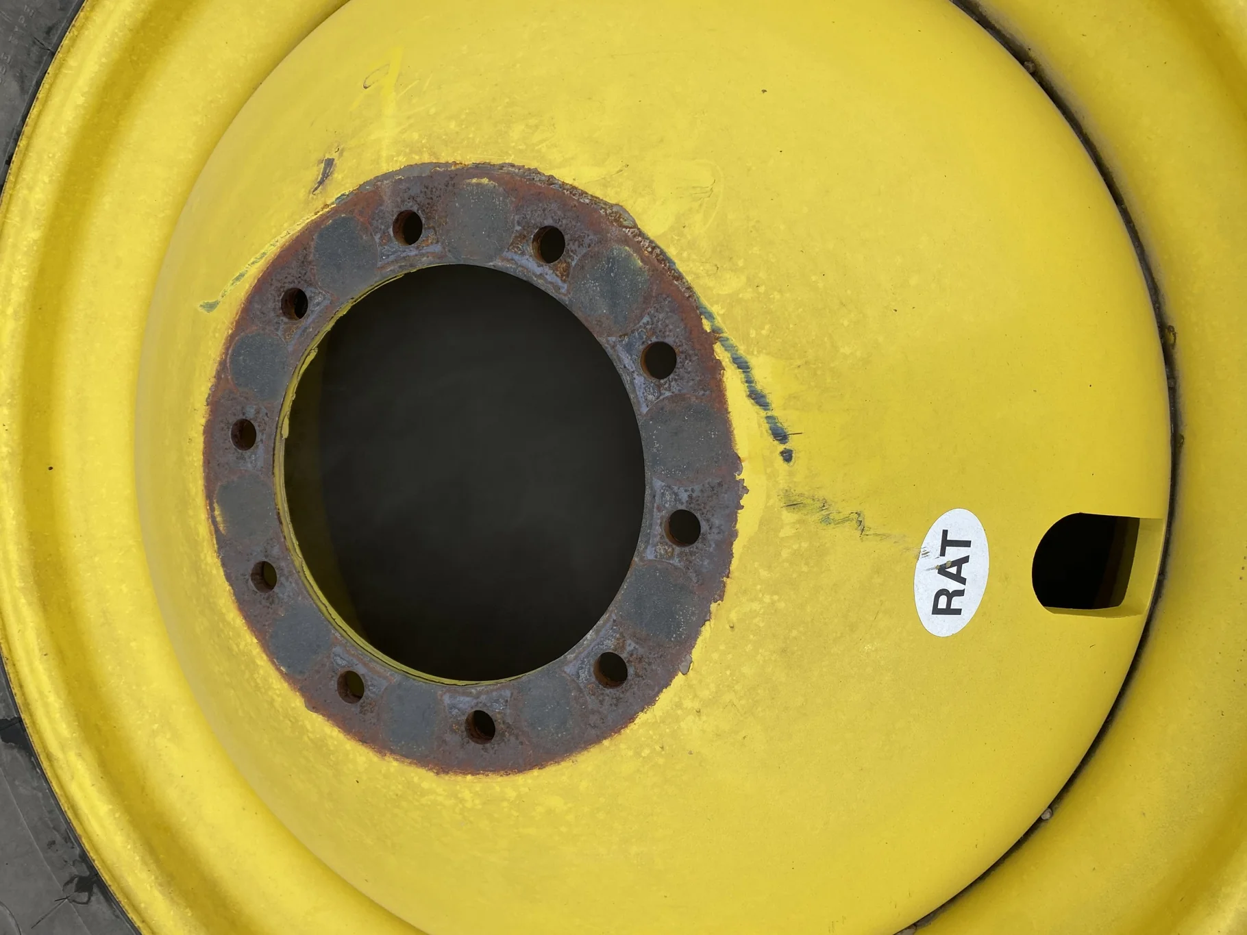 Used 520/85R42 Firestone Radial All Traction 23 R-1W 157B TL  75% on 18 x 42 JD Yellow 10 Bolt Dolly image 13