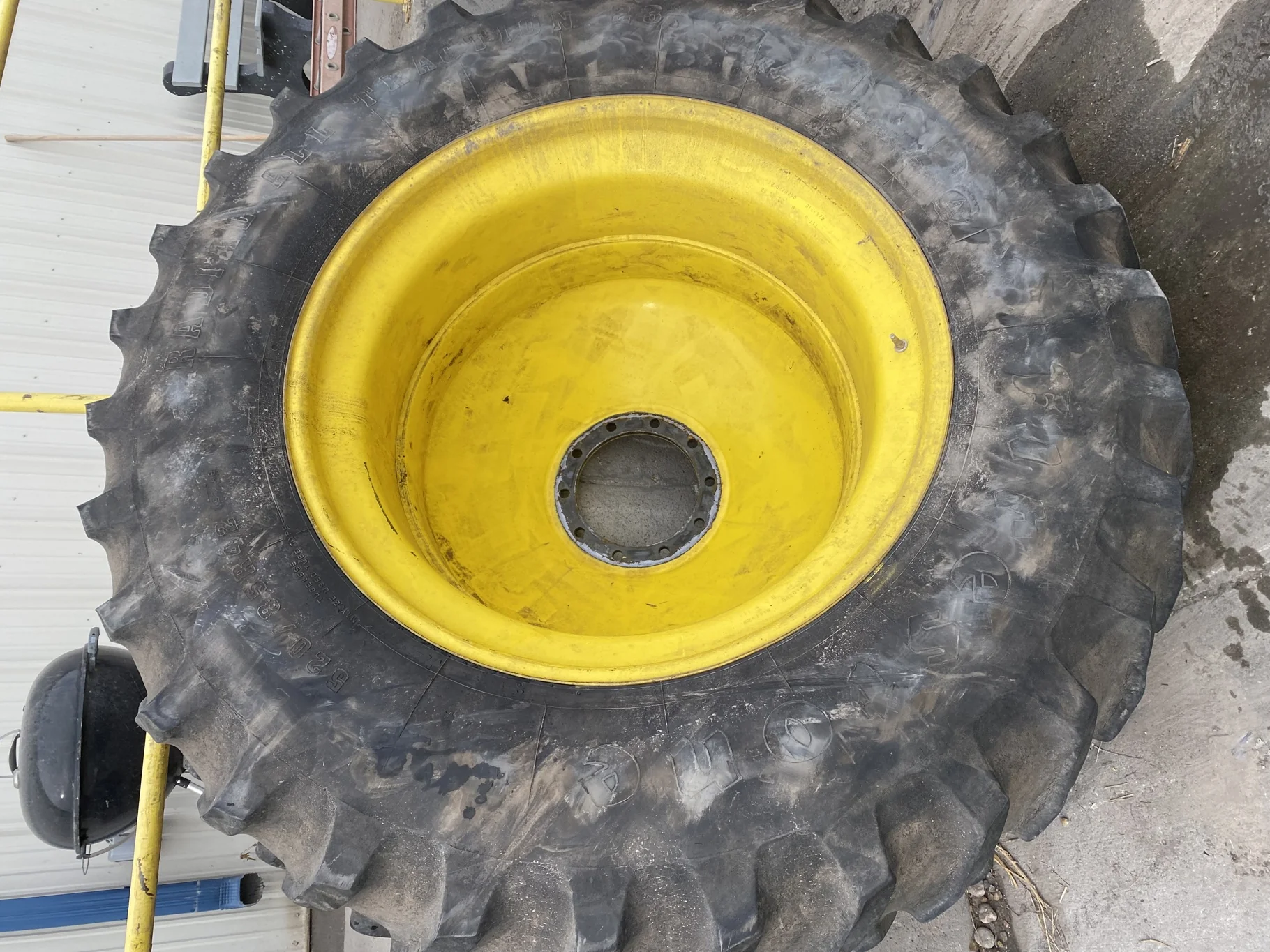 Used 520/85R42 Firestone RAT R1W 157B TL 75% on 18 x 42 JD 10-13-11 Inside Dolly Dual image 2