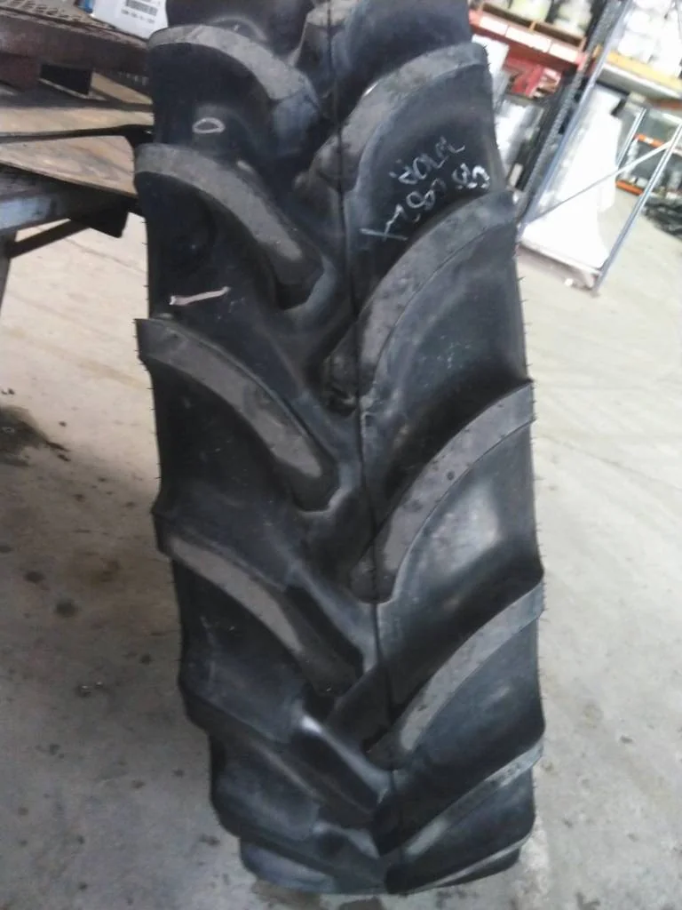 Take-Off 420/85R34 147B Firestone RAT DT TL R-1W 95-100% On 13 x 34 10-13.19-11.07 Sprayer Wheel image 2
