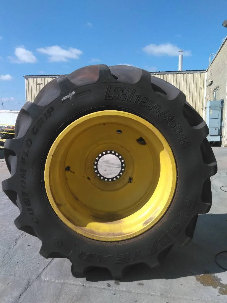 Used LSW1250/35R46 202B Goodyear Custom Flo Grip TL R-2 80-85% On 44 x 46 20-13.19-11.07 Combine image 2