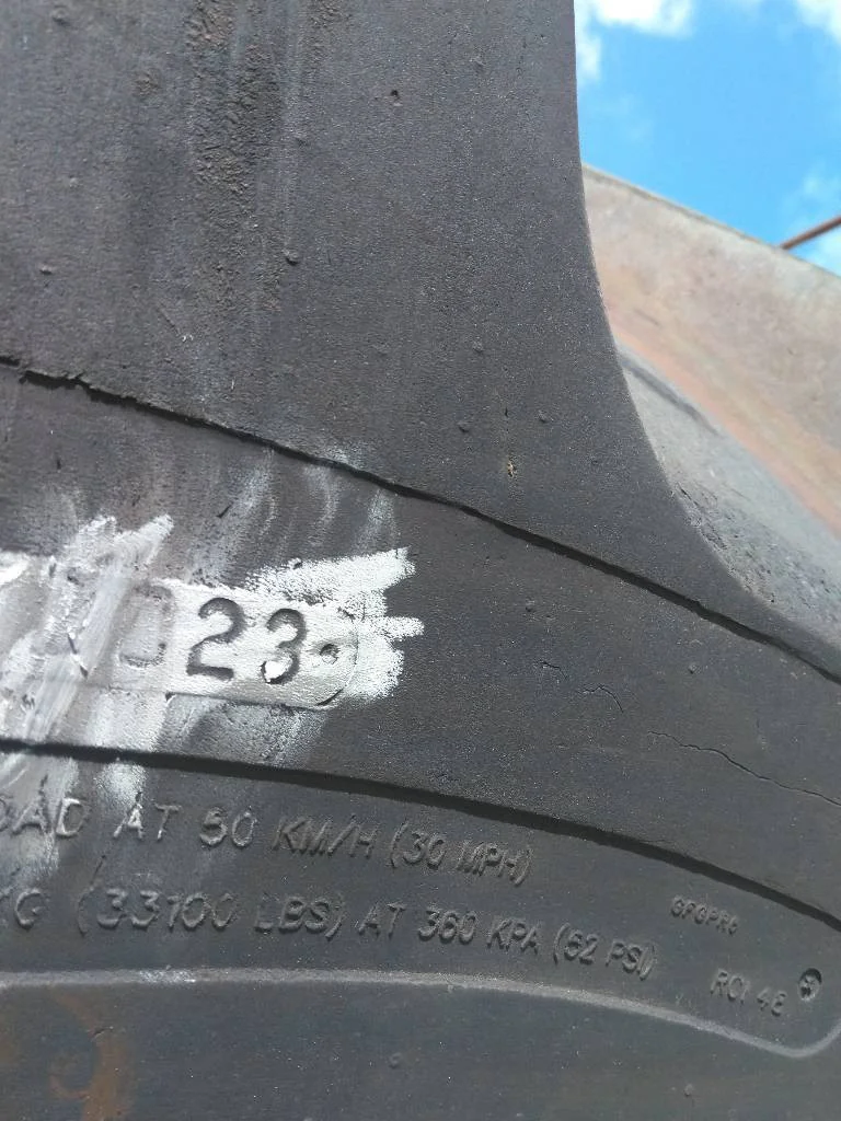 Used LSW1250/35R46 202B Goodyear Custom Flo Grip TL R-2 80-85% On 44 x 46 20-13.19-11.07 Combine image 5