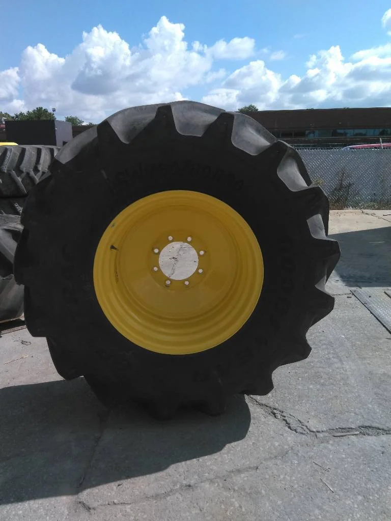 Used LSW750/60R30 180D Goodyear Optitrac TL R-1W 90-95% On 25 x 30 8-10.82-8.78 Combine Wheel image 2