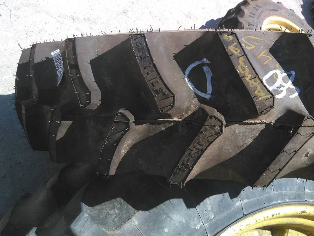 Take-Off 11.2-24 113A8 Firestone Super All Traction ll TT R-1 95-100% On 10 x 24 8-8-6 JD Yellow image 2