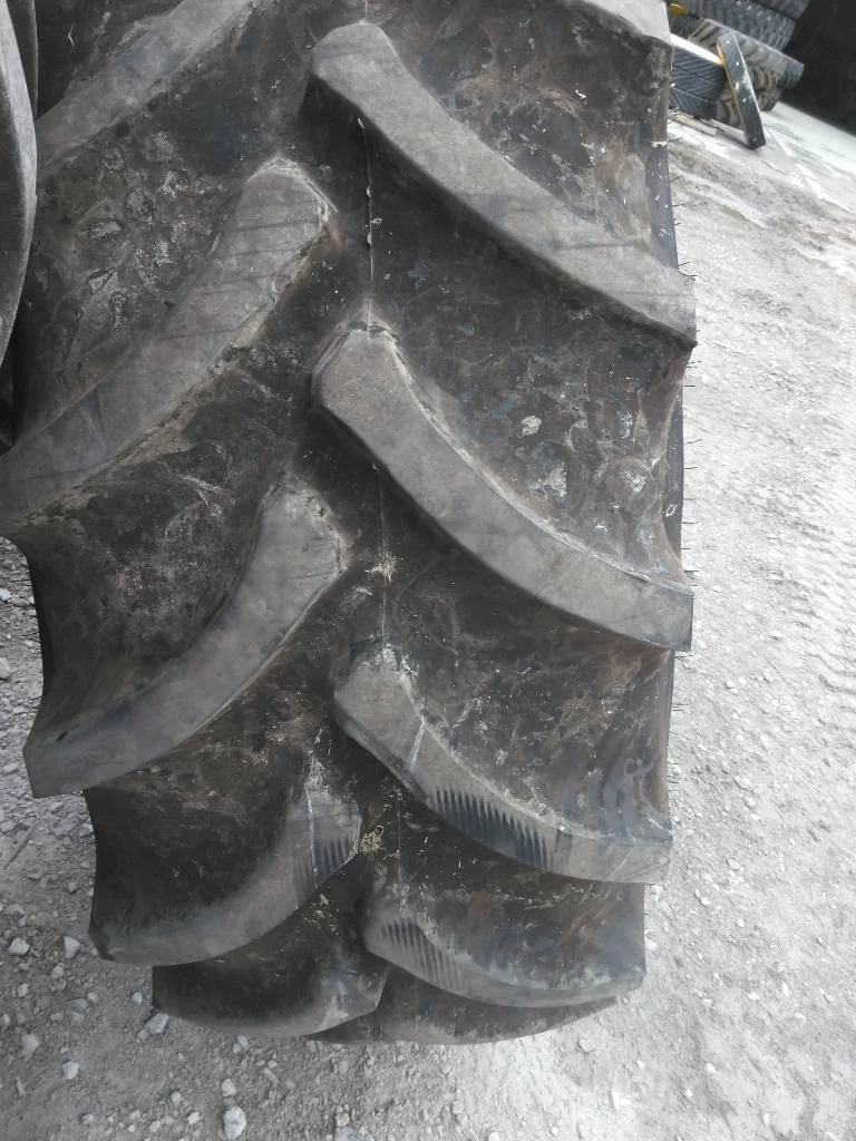 Used 600/70R28 164B Firestone RAT DT TL R-1W 85-90% On 18 x 28 8-8-6 Combine Wheel image 2