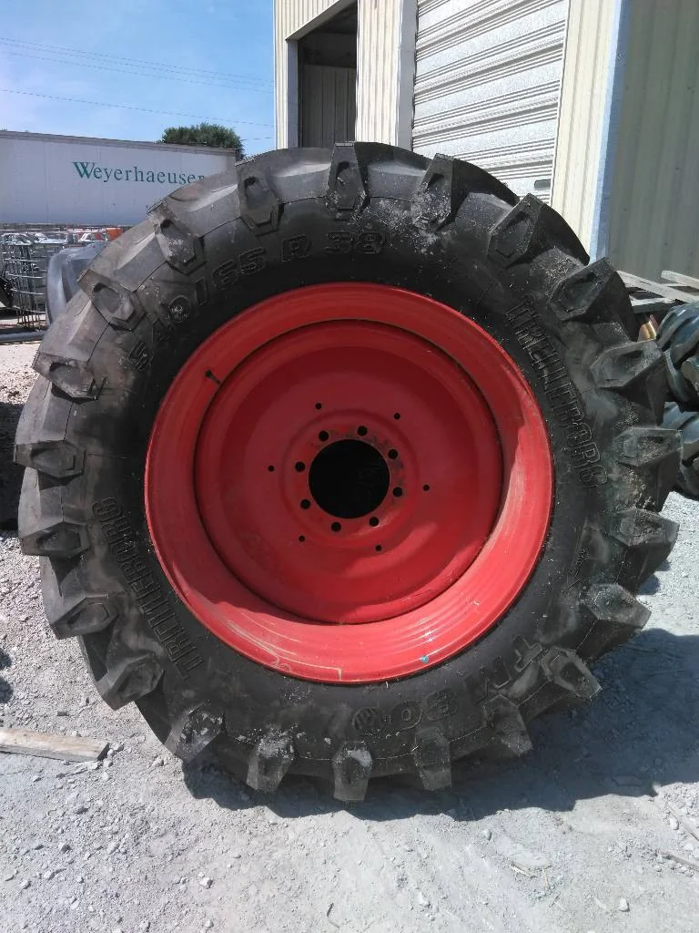 Take-Off 540/65R38 147D Trelleborg TM800 TL R-1W 95-100% On 16 x 38 8-10.82-8.78 Fendt Dual Wheel