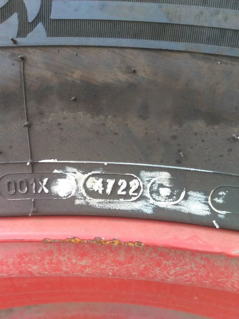 Take-Off 600/65R38 153D Michelin Multibib TL R-1W 95-100% On 18 x 38 8-10.82-8.78 Fendt Red Wheel image 2
