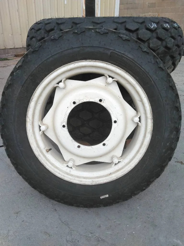 Take-Off 9.5-24 4PLY Advance QJ TT R-3 95-100% On 8 x 24 6-11.220-9.853 6 Clamp/Disc