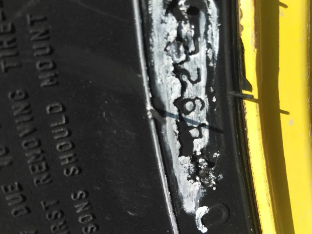Used 420/90R30 145D Firestone Maxi Traction TL R-1W 80-85% On 15 x 30 24-23.250 Waffle 3 Bolt image 3