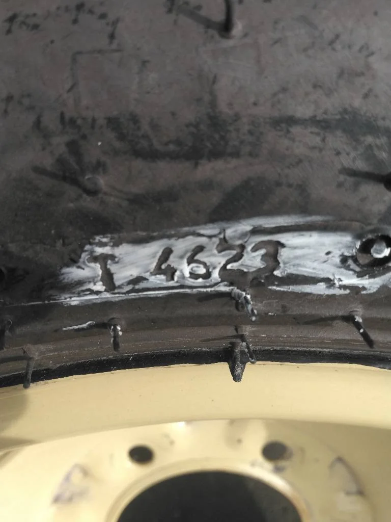 Take-Off 25x10.50LL-15 100A6 Galaxy Turf Special TL R-3 95-100% On 8 x 15 6-6-4.62 Implement Wheel image 3