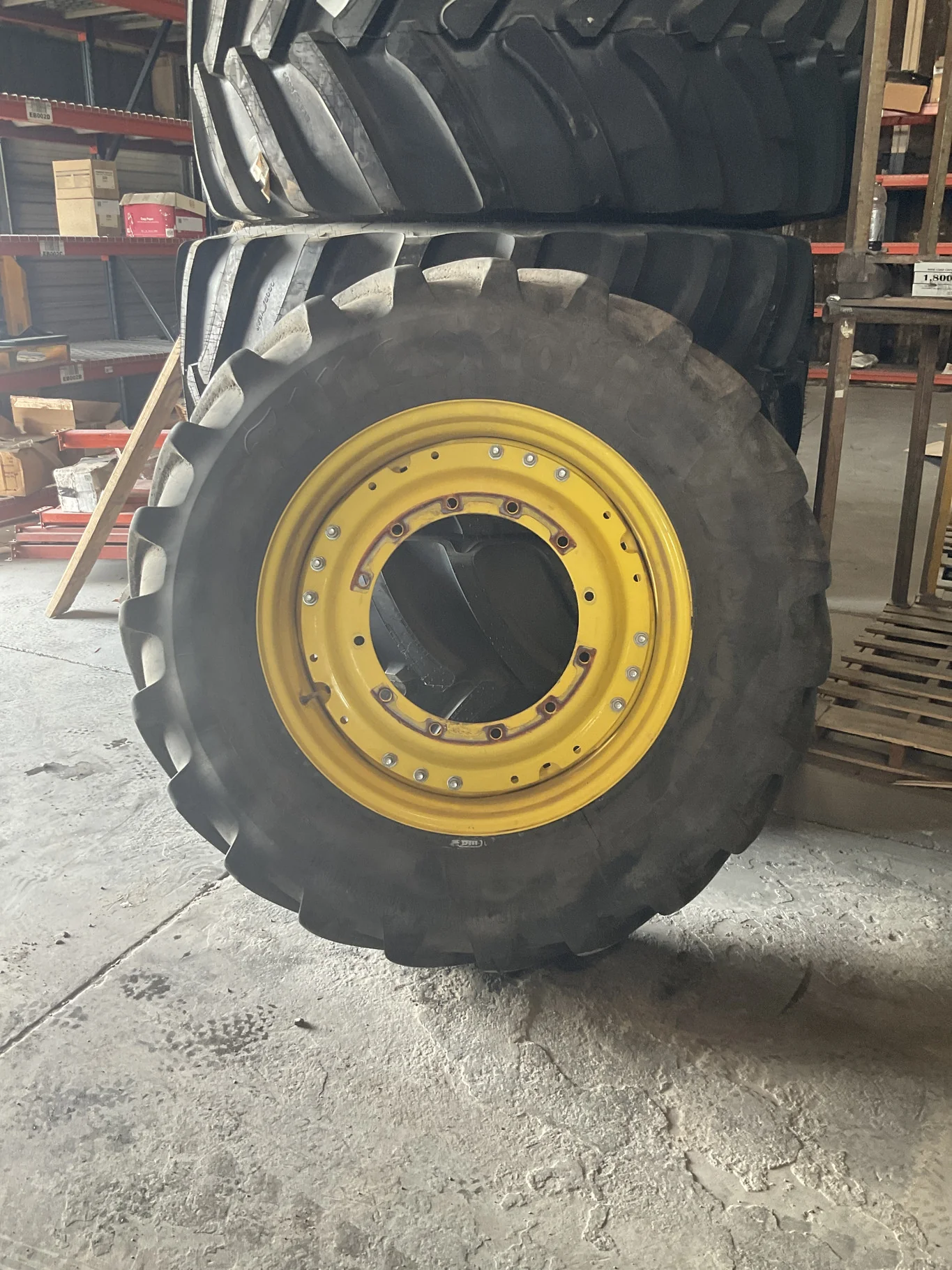 Used 420/85R34 147D Firestone MaxiTraction TL R-1W 80-85% On 15 x 34 12-19.685-17.651 15.375"BS image 2