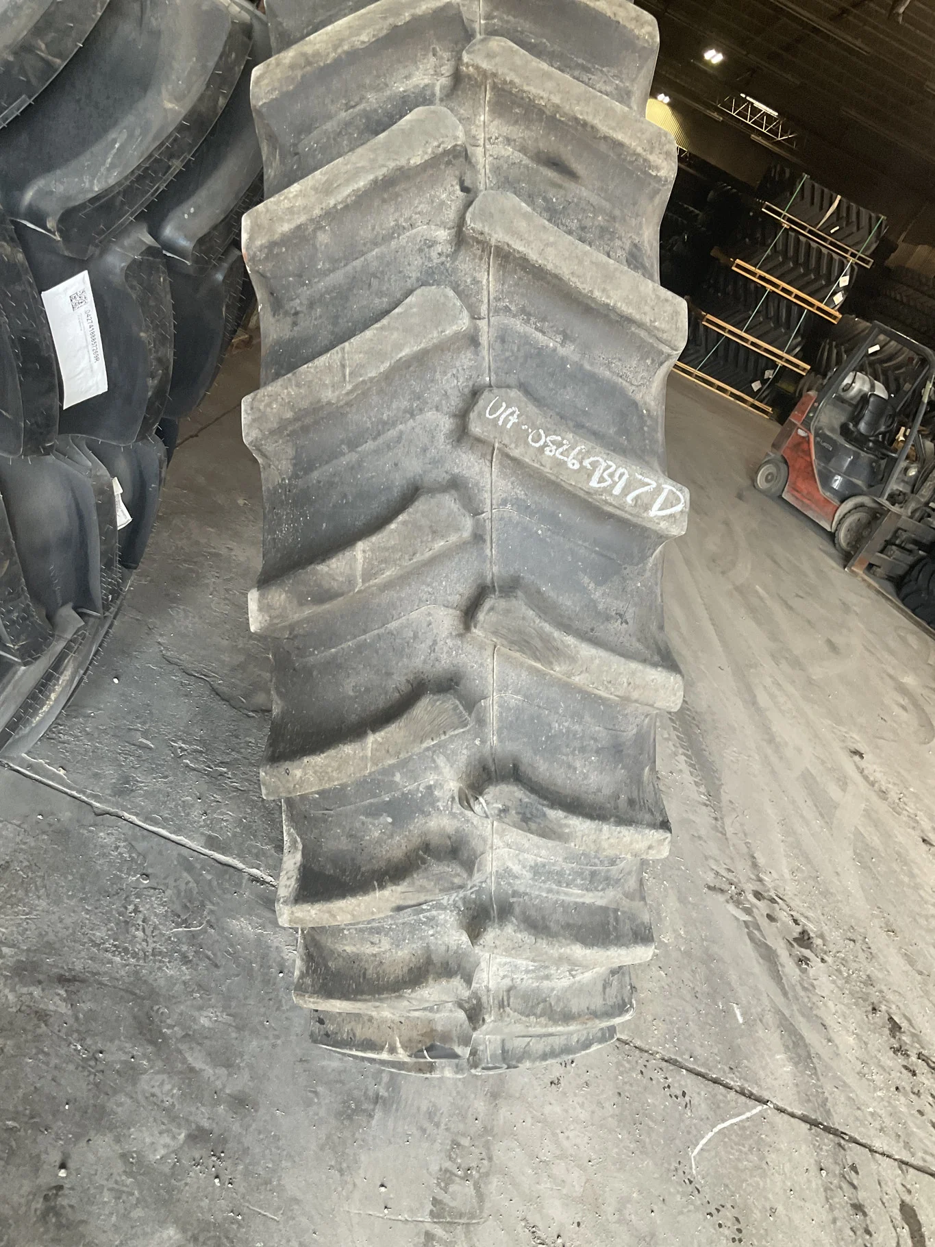 Used 480/80R50 159B Firestone DT23 TL R-1W 80-85% On 15 x 50 12-32.047-30.078 3.75"BS Yellow image 2