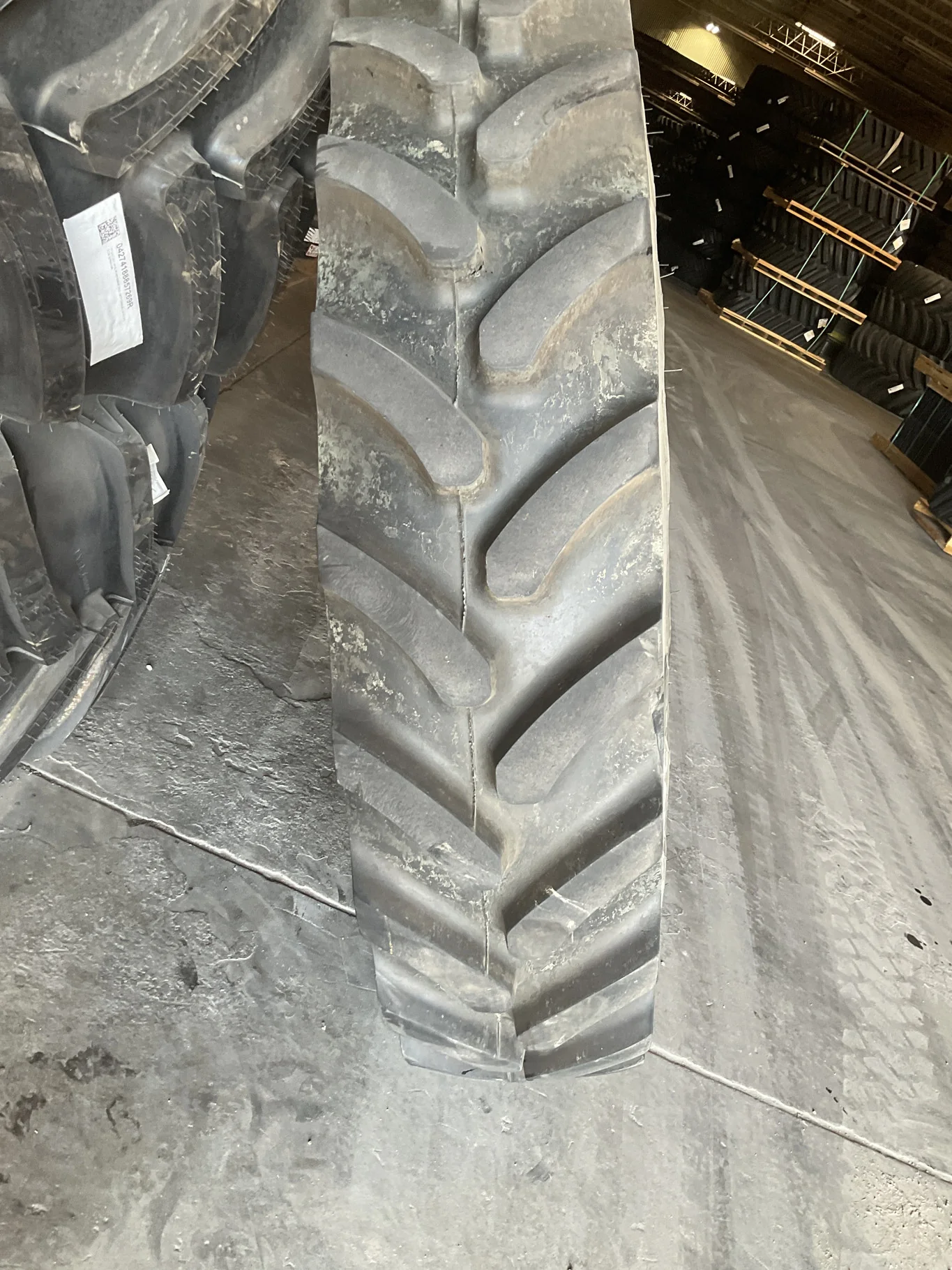 Used IF380/90R46 168D Firestone Radial AT RC TL R-1W 85-90% On 12 x 46 12-29.25-27.25 7.25"BS image 2