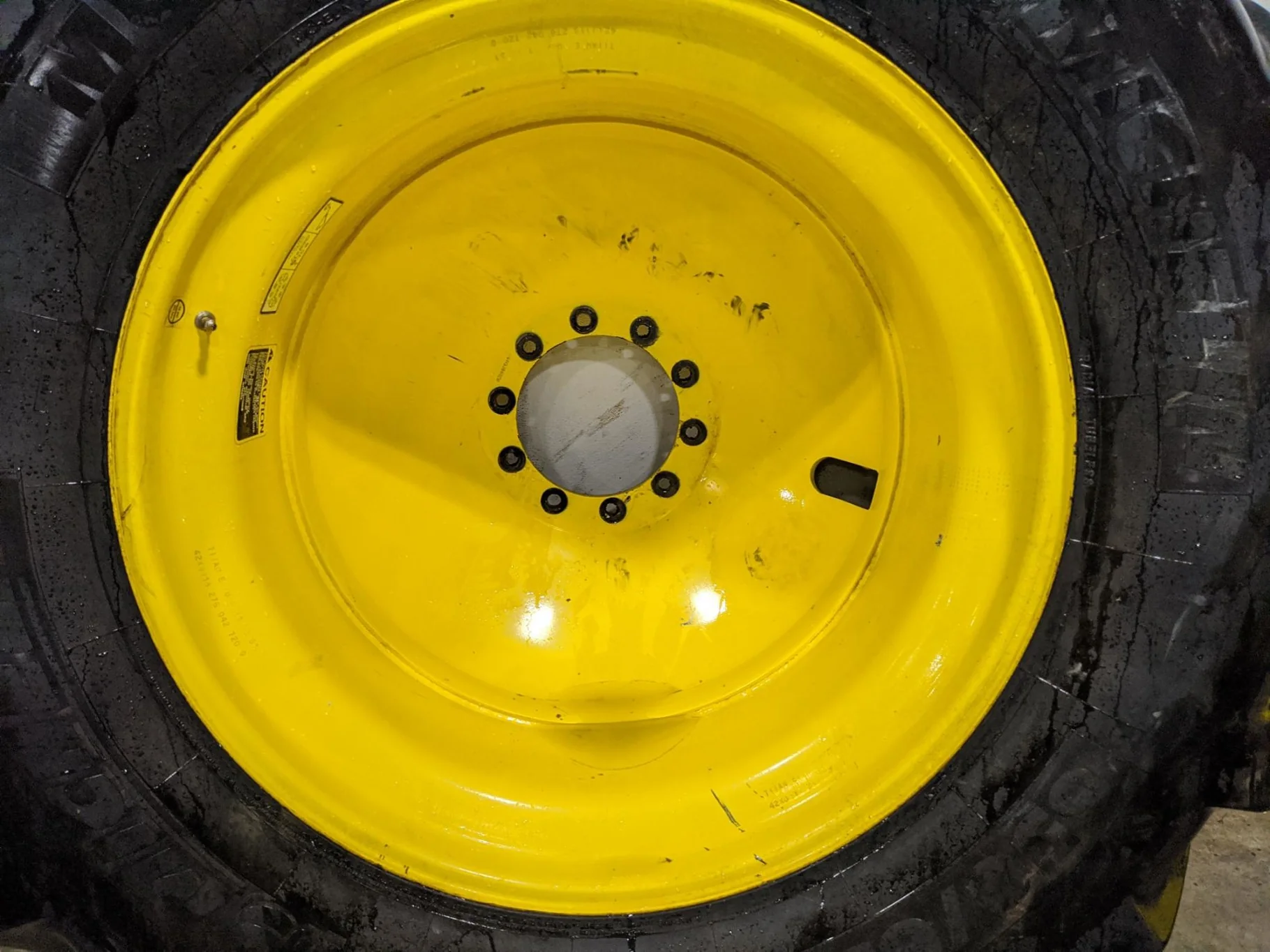 Used 650/65R42 Michelin MachXBib (173A8/B) TL 90% on 18 x 42 10-13.18.11.09 JD Y Dolly image 2