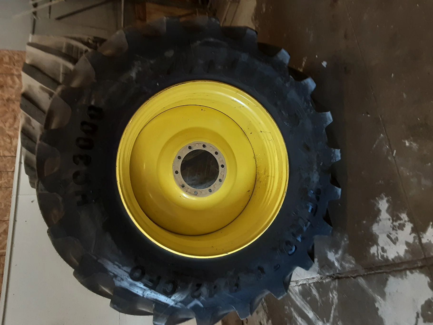 Take-Off VF710/70R42 190B CFO Mitas HC3000 HC 95-100% 25 X 42 10-13.19-11.07 Combine Wheel w/ Disc
