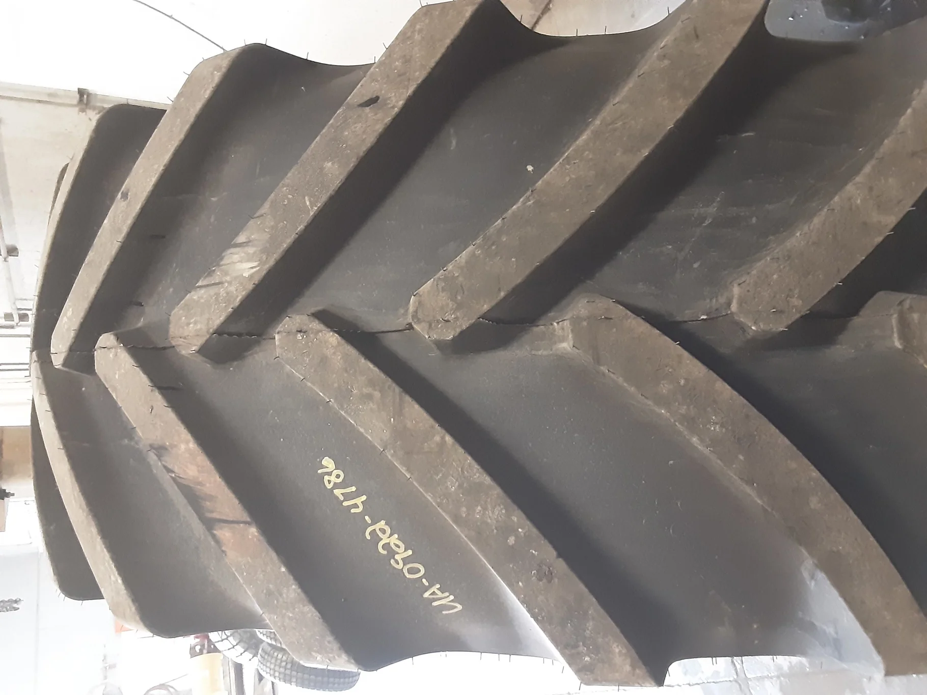 Take-Off VF710/70R42 190B CFO Mitas HC3000 HC 95-100% 25 X 42 10-13.19-11.07 Combine Wheel w/ Disc image 4