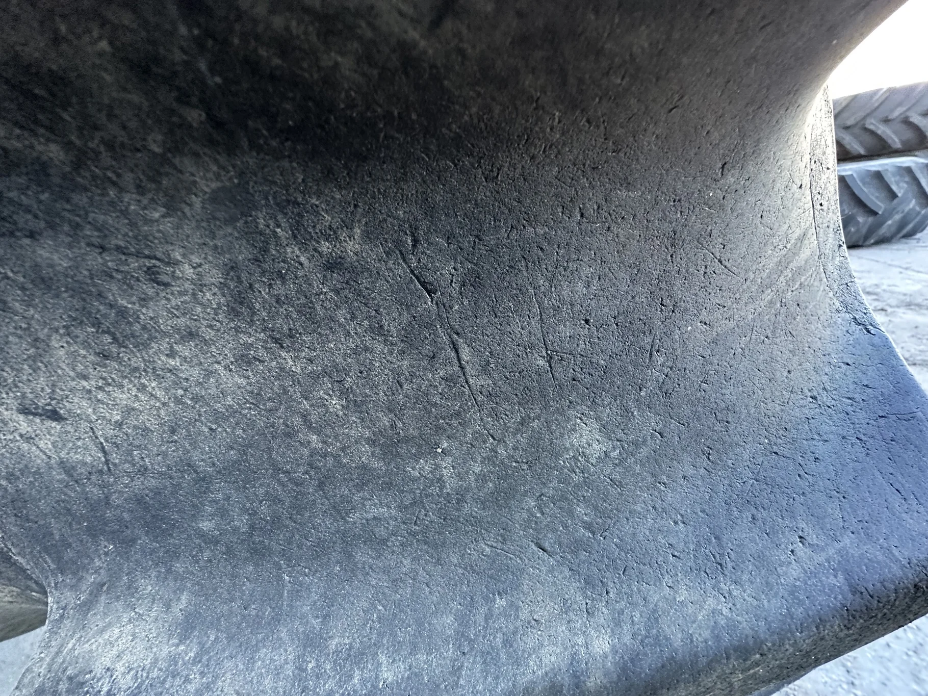 Used 650/85R38 Firestone Radial Deep Tread 23 R-1W 173B TL 85% on a 23 X 38 John Deere Yellow 20 Bol image 9