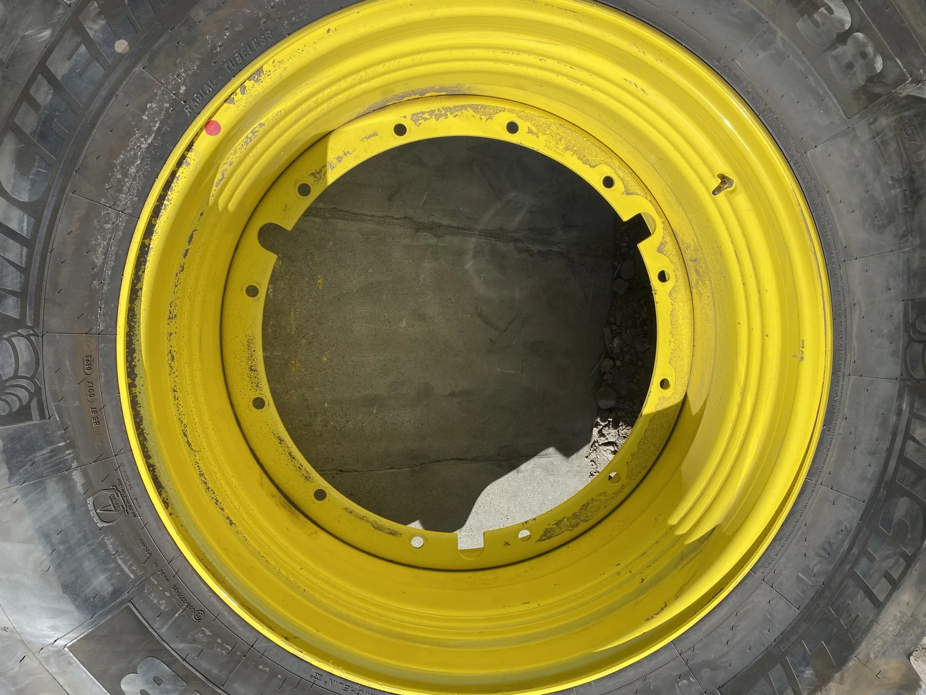 Take-Off 650/65R38 157D Michelin MultiBib R1W TL 95-100% On 20 x 38 12B .937 Yellow Sprayer Wheel image 8